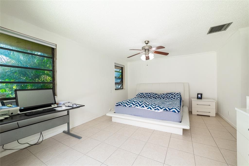 402 Saint Andrews Road 55, Hollywood, FL 33021 — photo 4 of 14