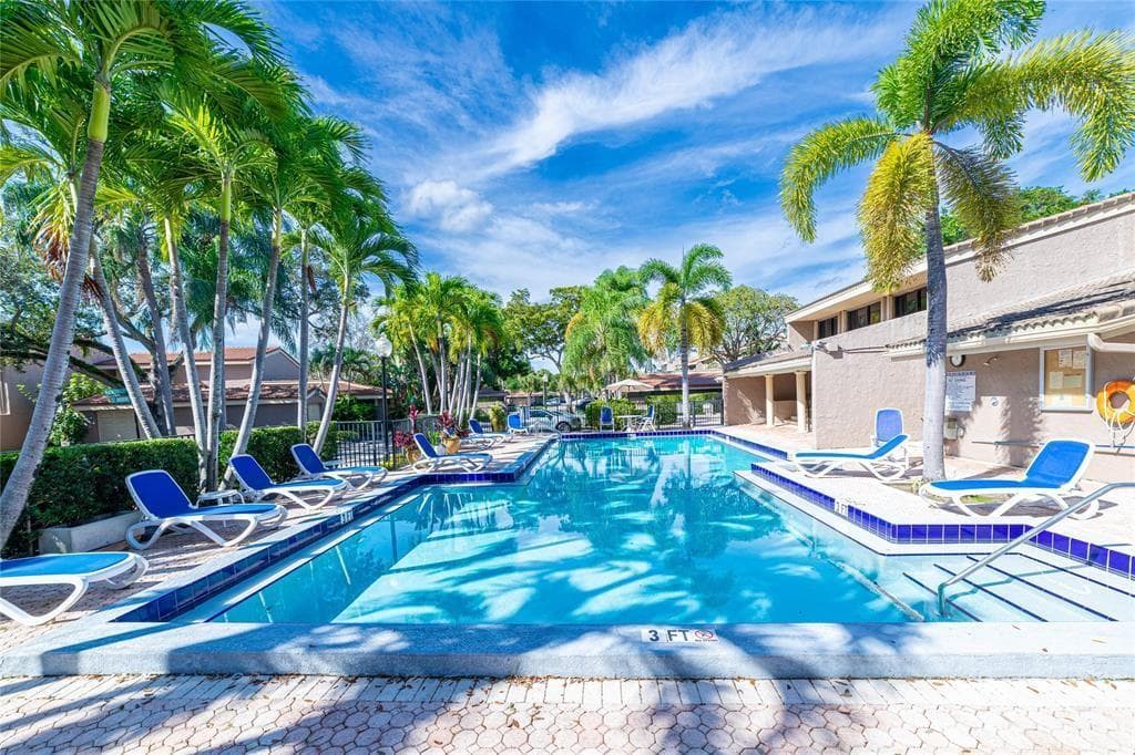 402 Saint Andrews Road 55, Hollywood, FL 33021 — photo 12 of 14