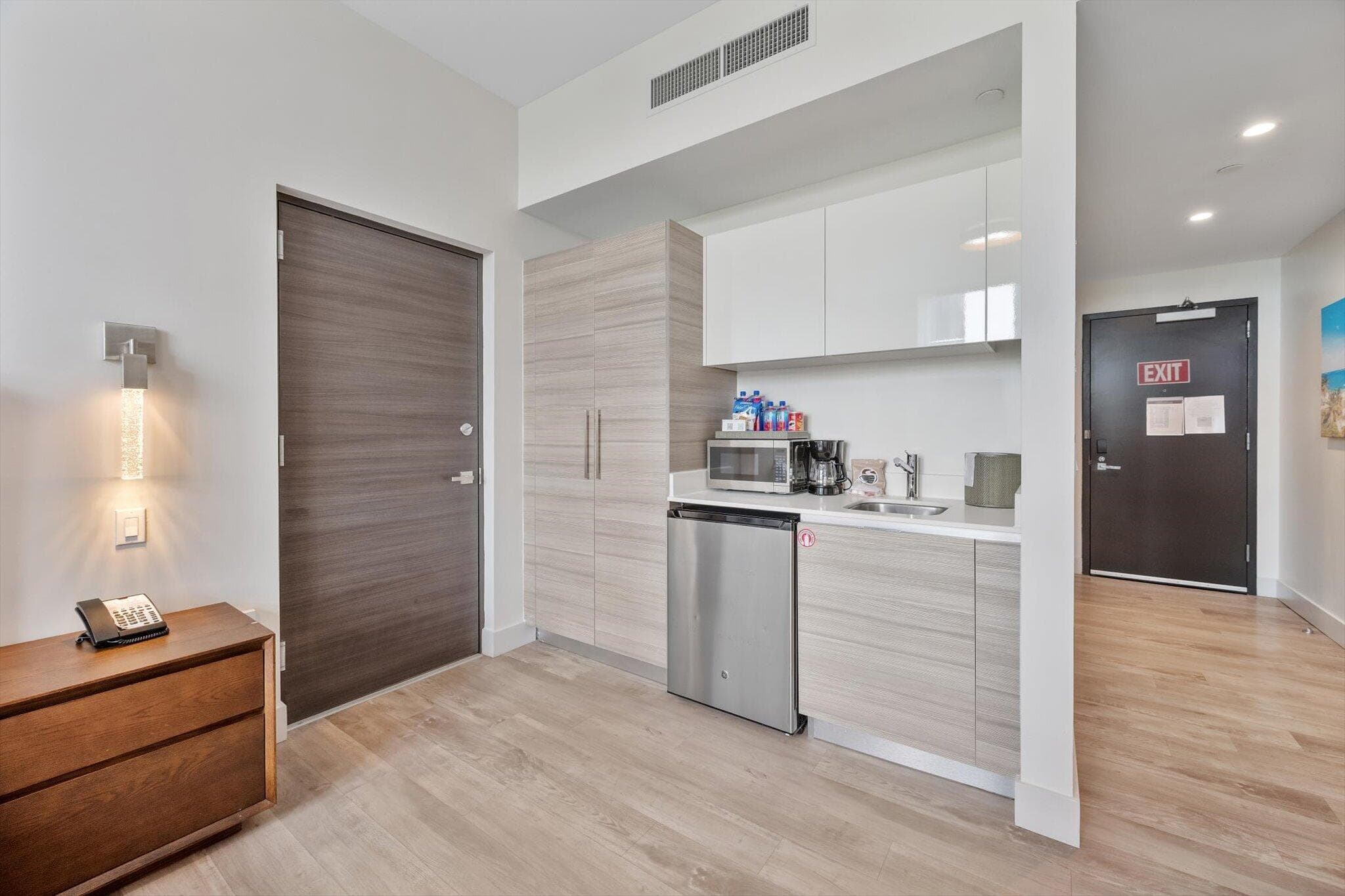 777 N Ocean Drive Unit S404, Hollywood, FL 33019 — photo 8 of 32