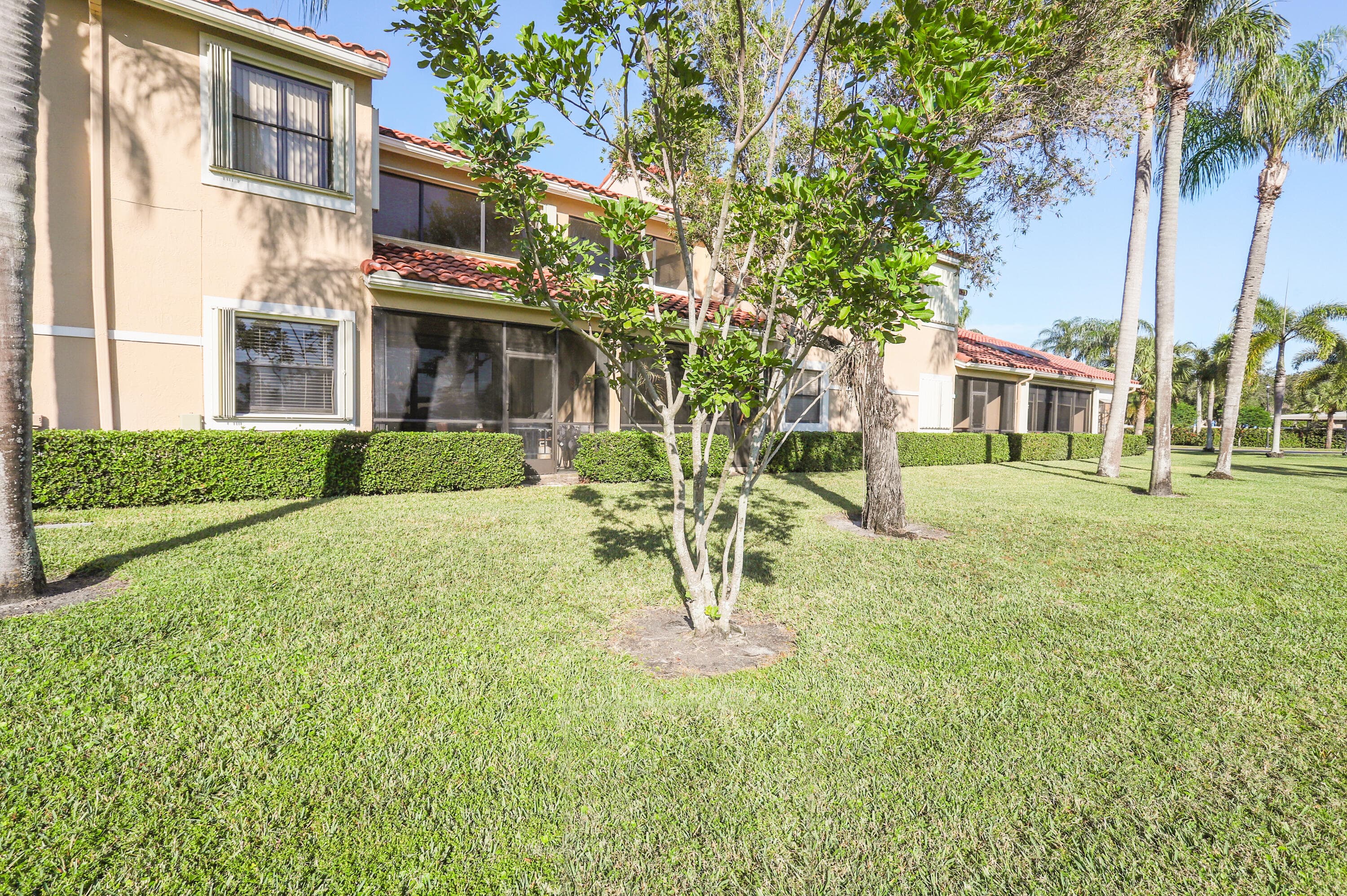 856 Windermere Way, Palm Beach Gardens, FL 33418 — photo 8 of 57