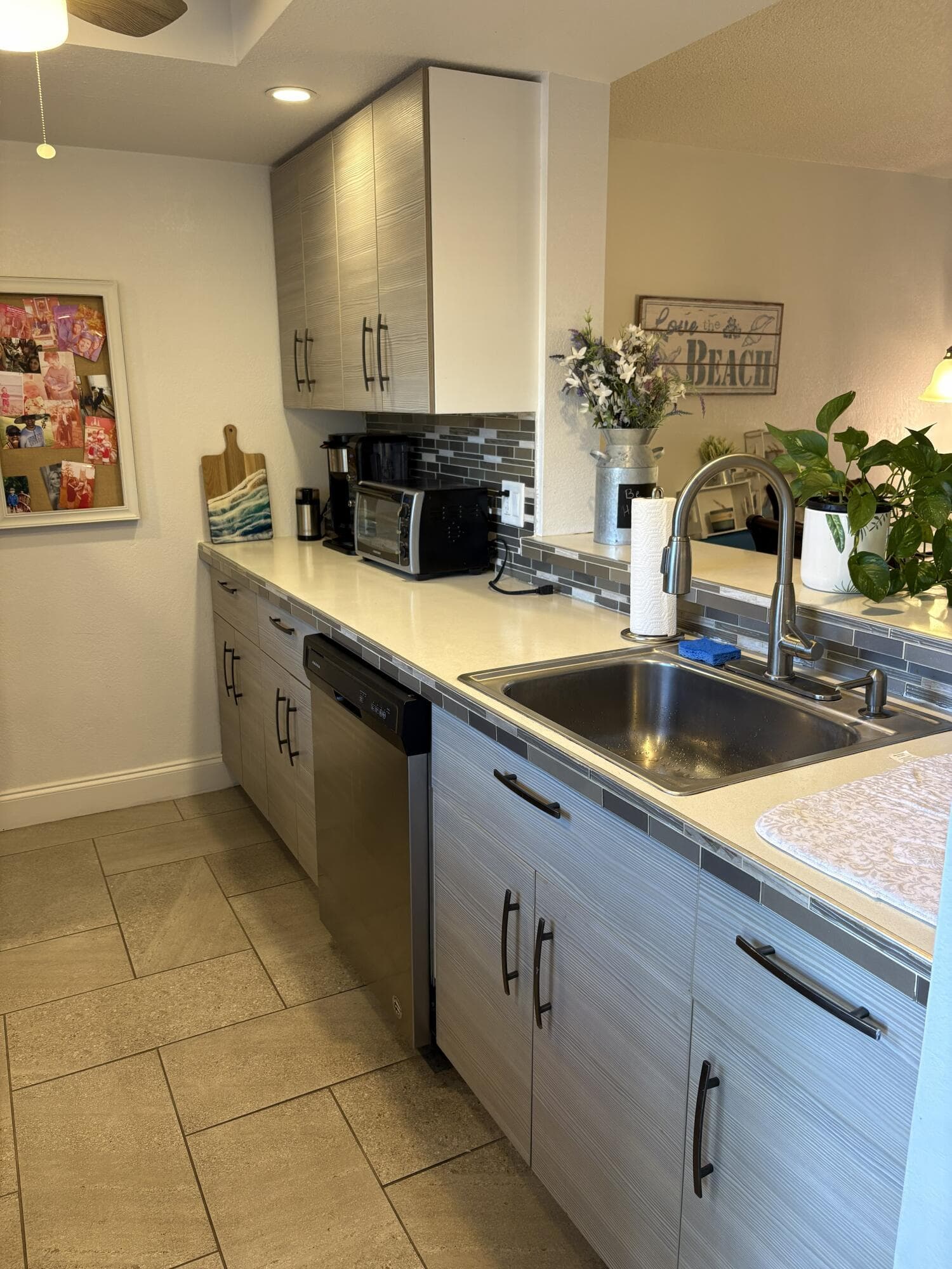 330 NE 26th Avenue Apt 108, Boynton Beach, FL 33435 — photo 4 of 19