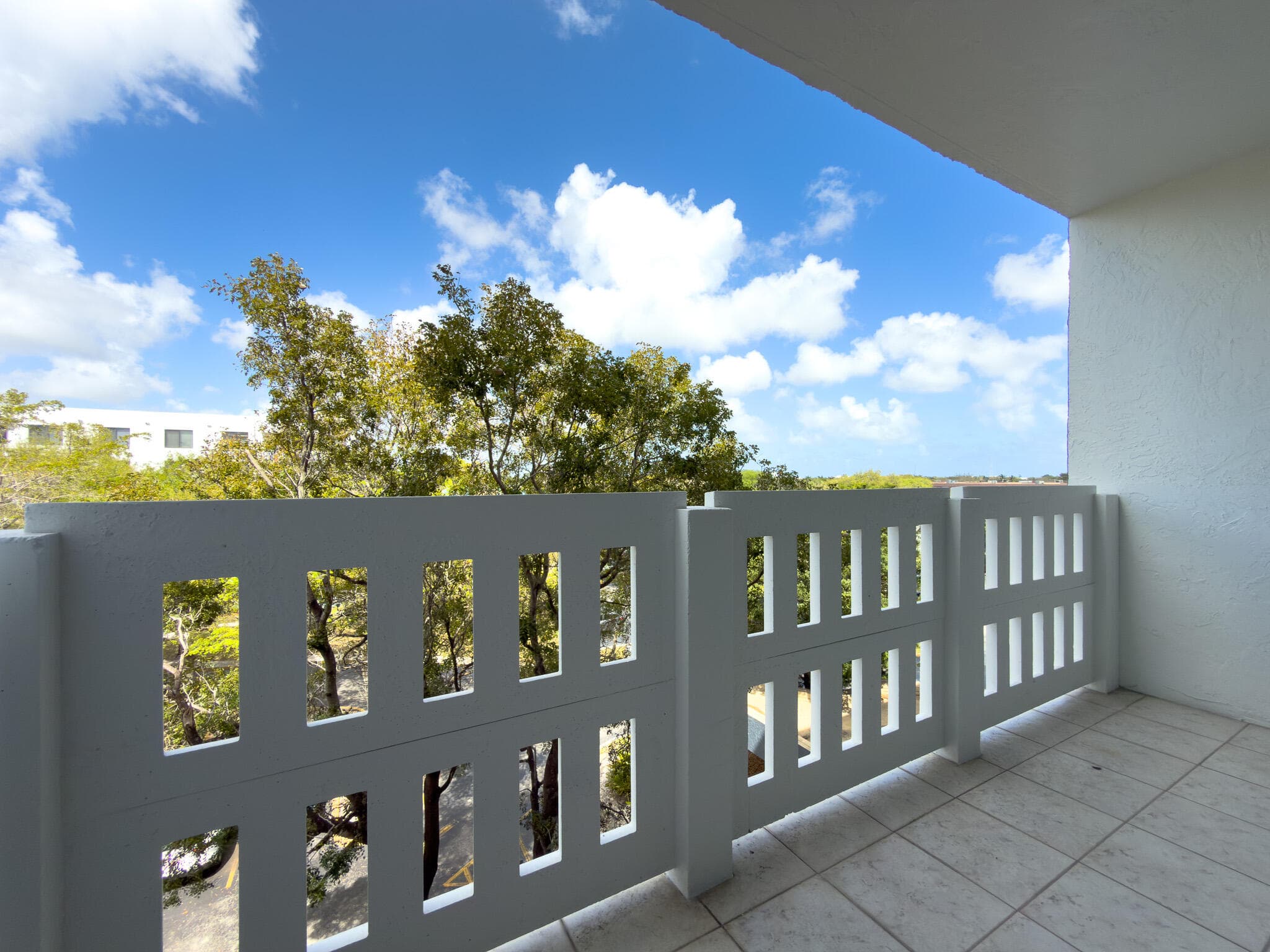 919 Hillcrest Drive 511, Hollywood, FL 33021 — photo 7 of 25