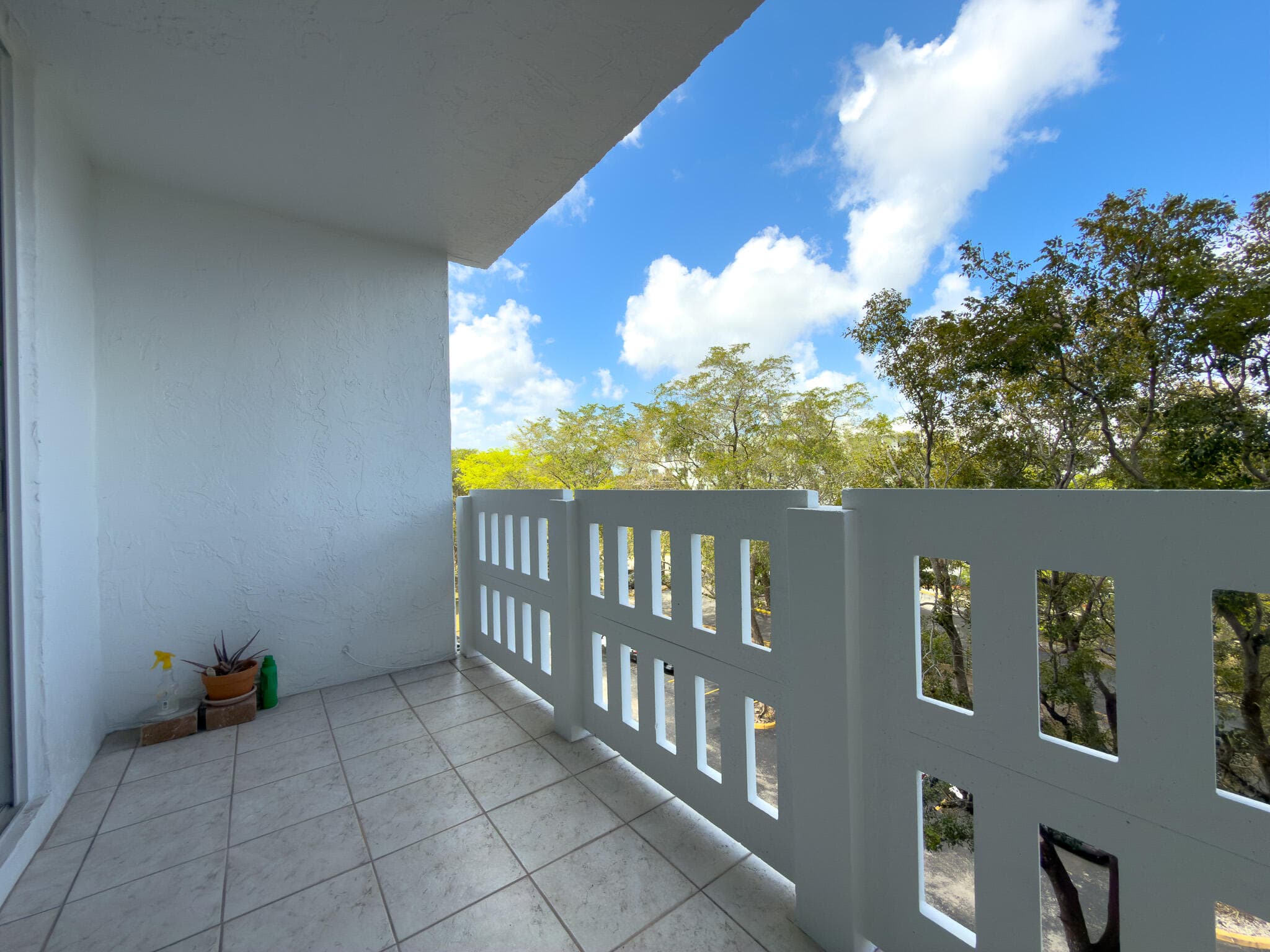 919 Hillcrest Drive 511, Hollywood, FL 33021 — photo 8 of 25
