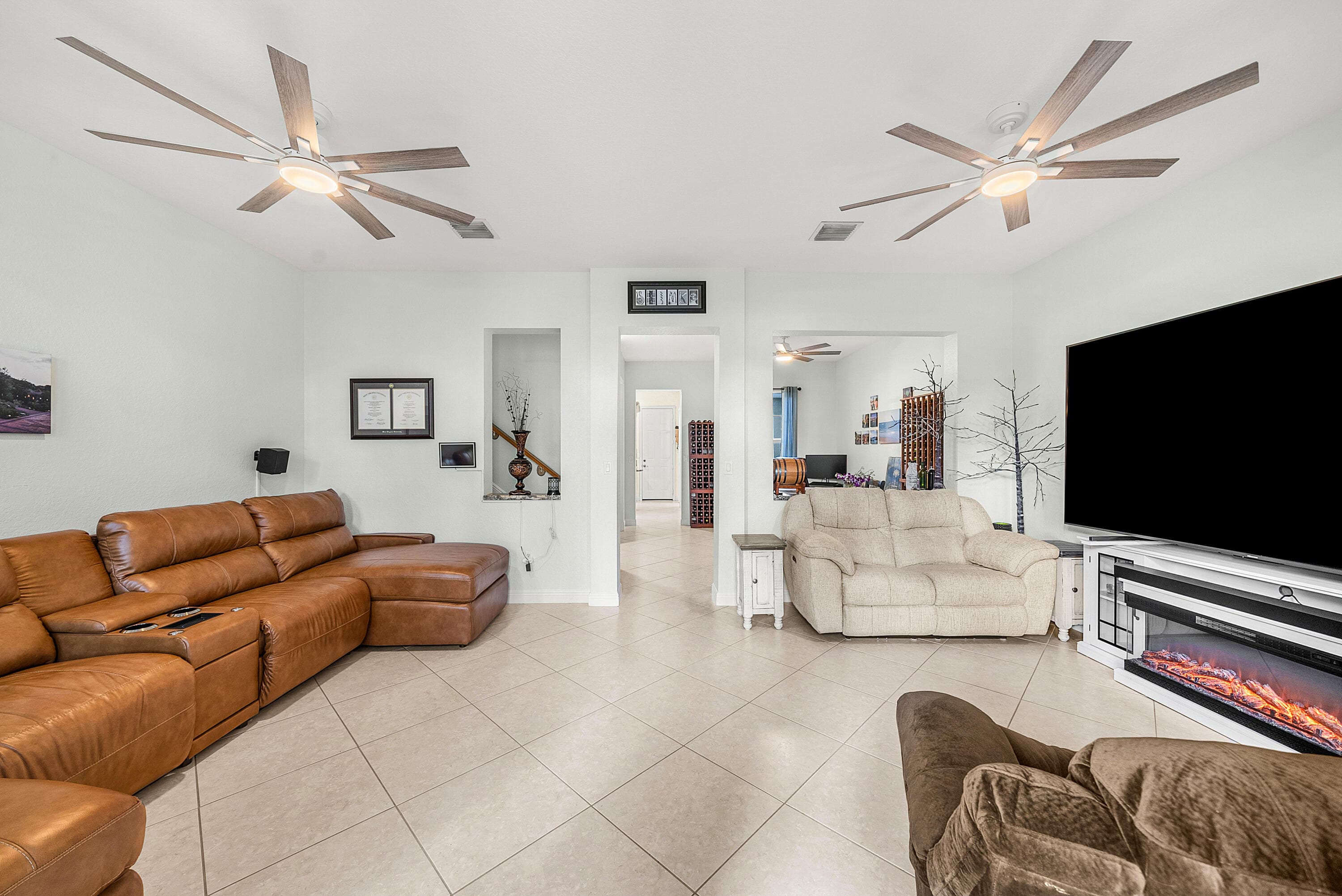 704 NW 83rd Place, Boca Raton, FL 33487 — photo 4 of 37