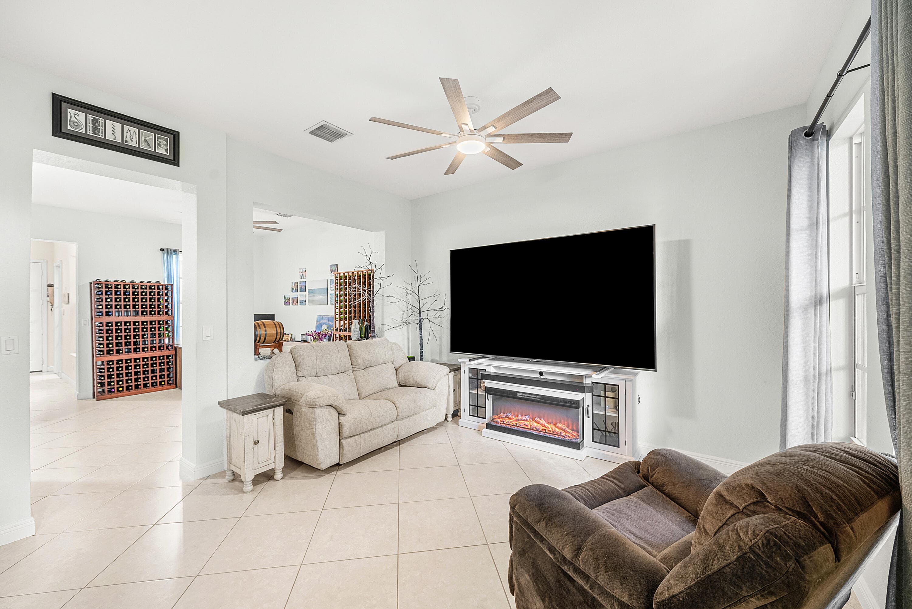 704 NW 83rd Place, Boca Raton, FL 33487 — photo 5 of 37