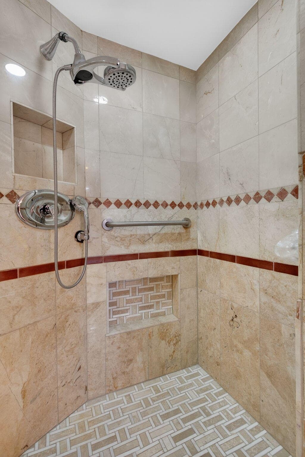 1460 S Ocean Boulevard 701, Lauderdale-By-The-Sea, FL 33062 — photo 55 of 103