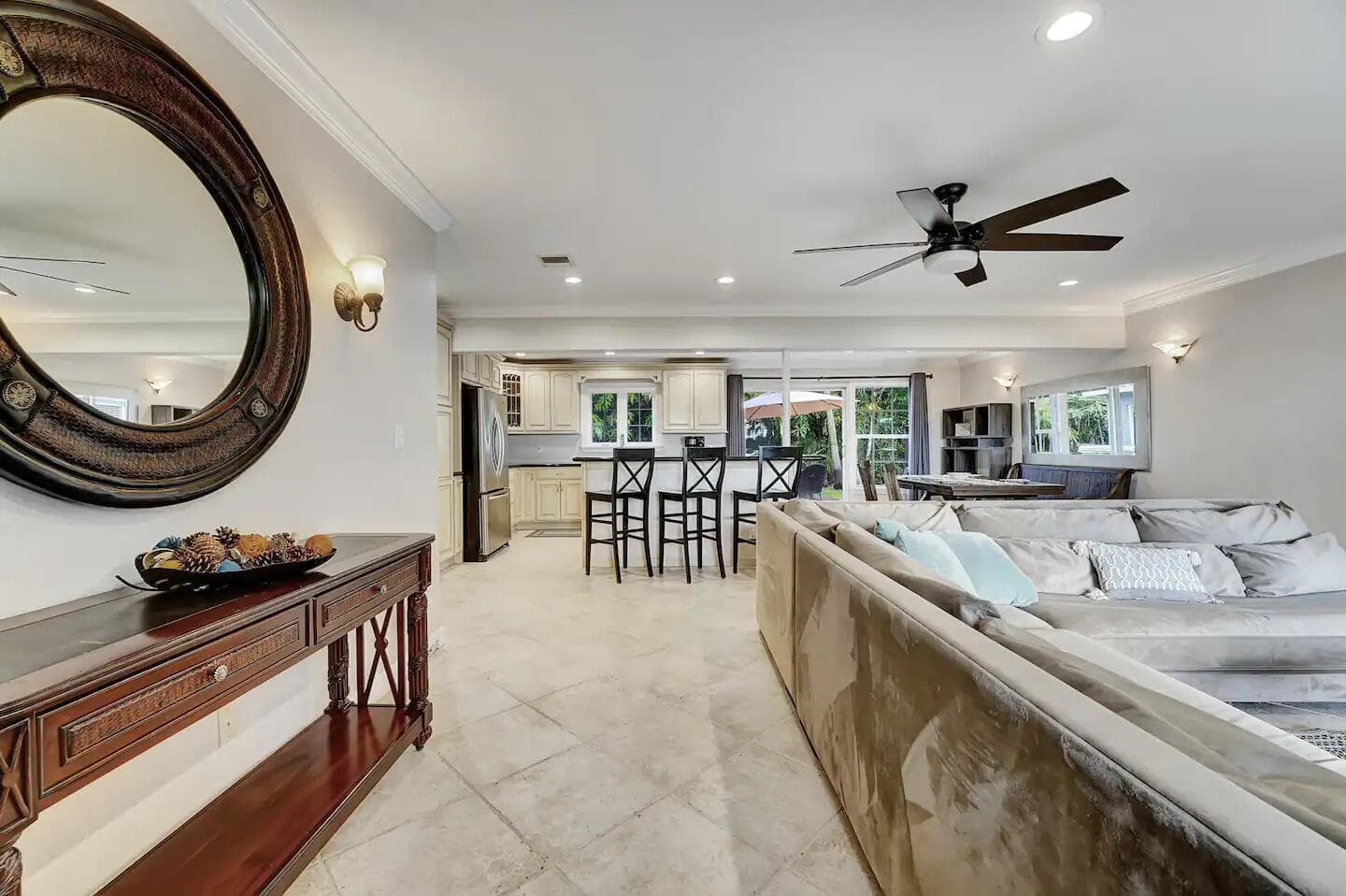 5574 Lake Osborne Drive, Lake Worth, FL 33461 — photo 3 of 44