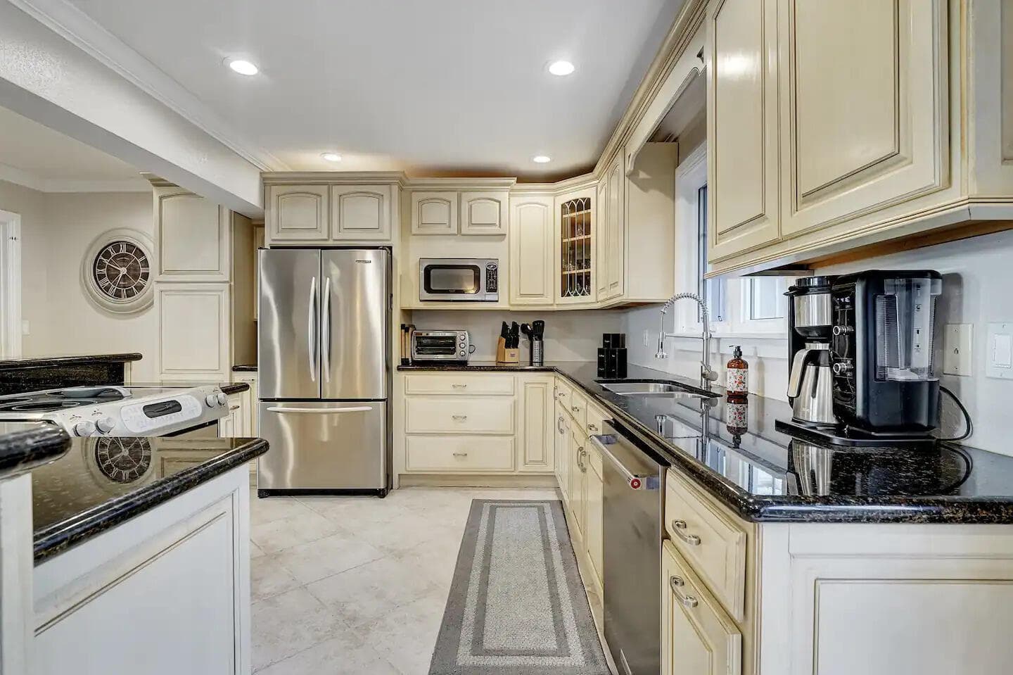 5574 Lake Osborne Drive, Lake Worth, FL 33461 — photo 10 of 44