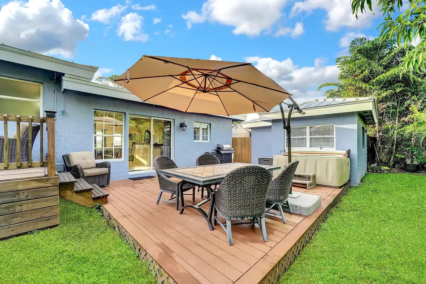 5574 Lake Osborne Drive, Lake Worth, FL 33461 — photo 12 of 44