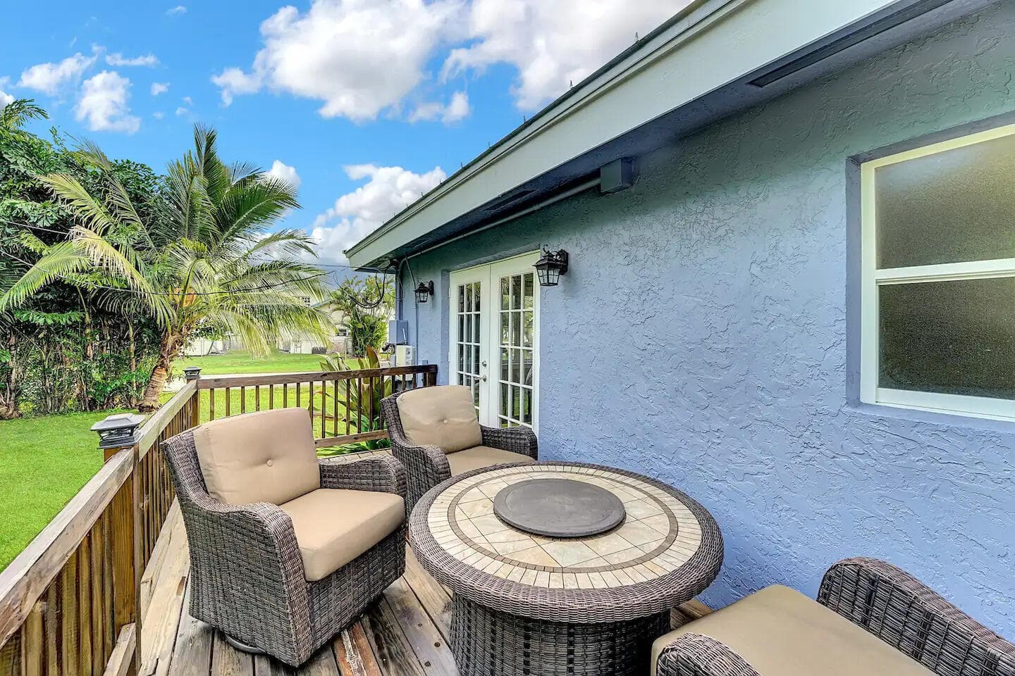 5574 Lake Osborne Drive, Lake Worth, FL 33461 — photo 17 of 44