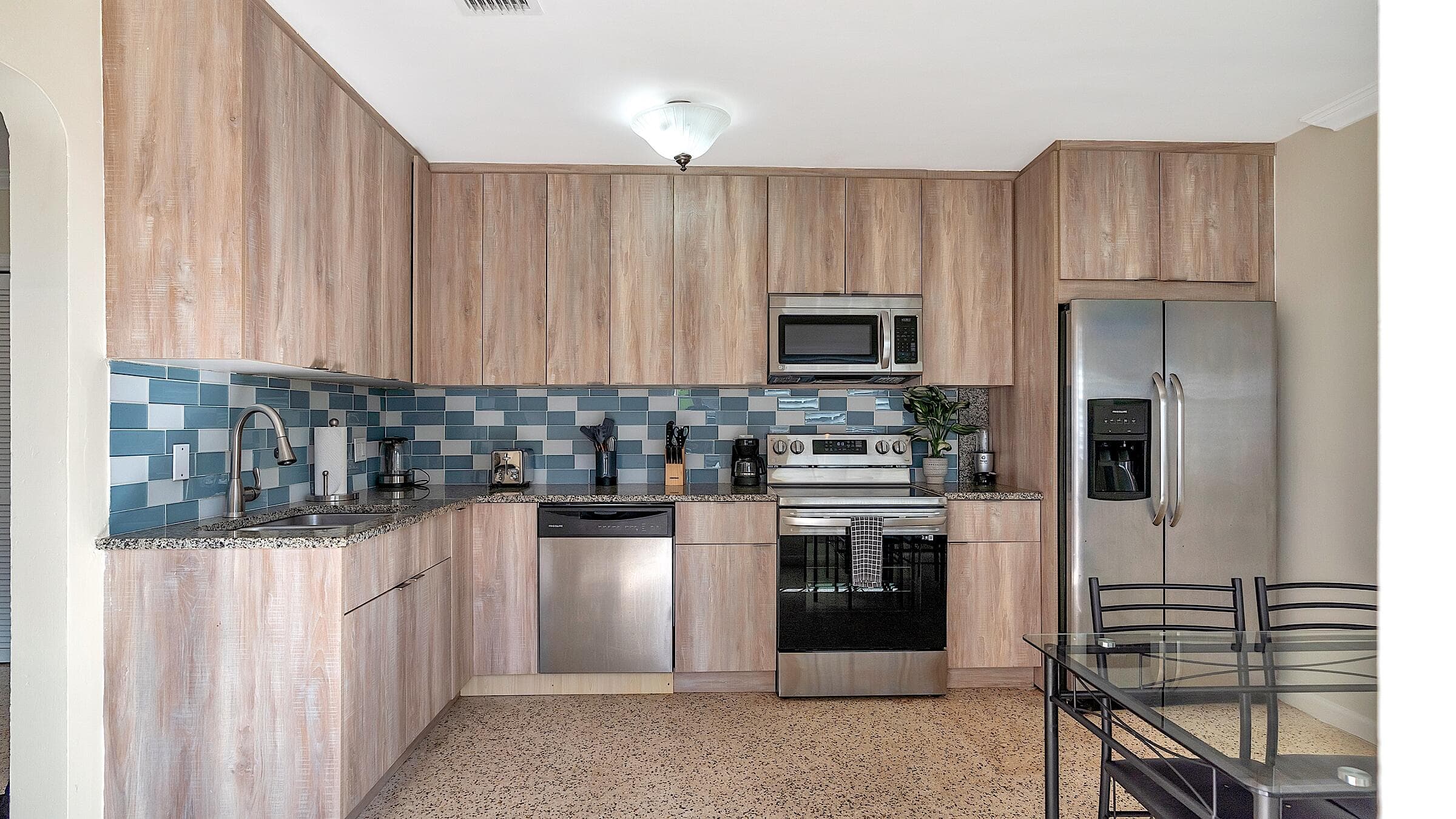 802 N J Street, Lake Worth Beach, FL 33460 — photo 8 of 62