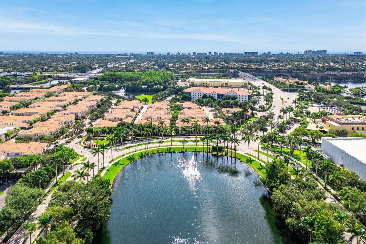 704 NW 83rd Place, Boca Raton, FL 33487 — photo 35 of 37