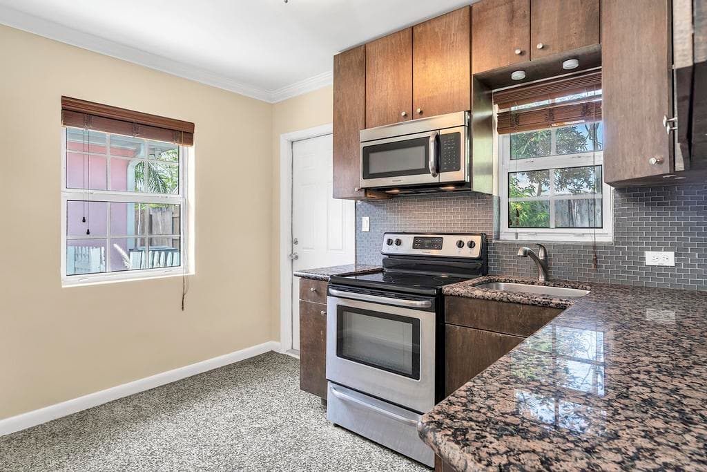 802 N J Street, Lake Worth Beach, FL 33460 — photo 42 of 62