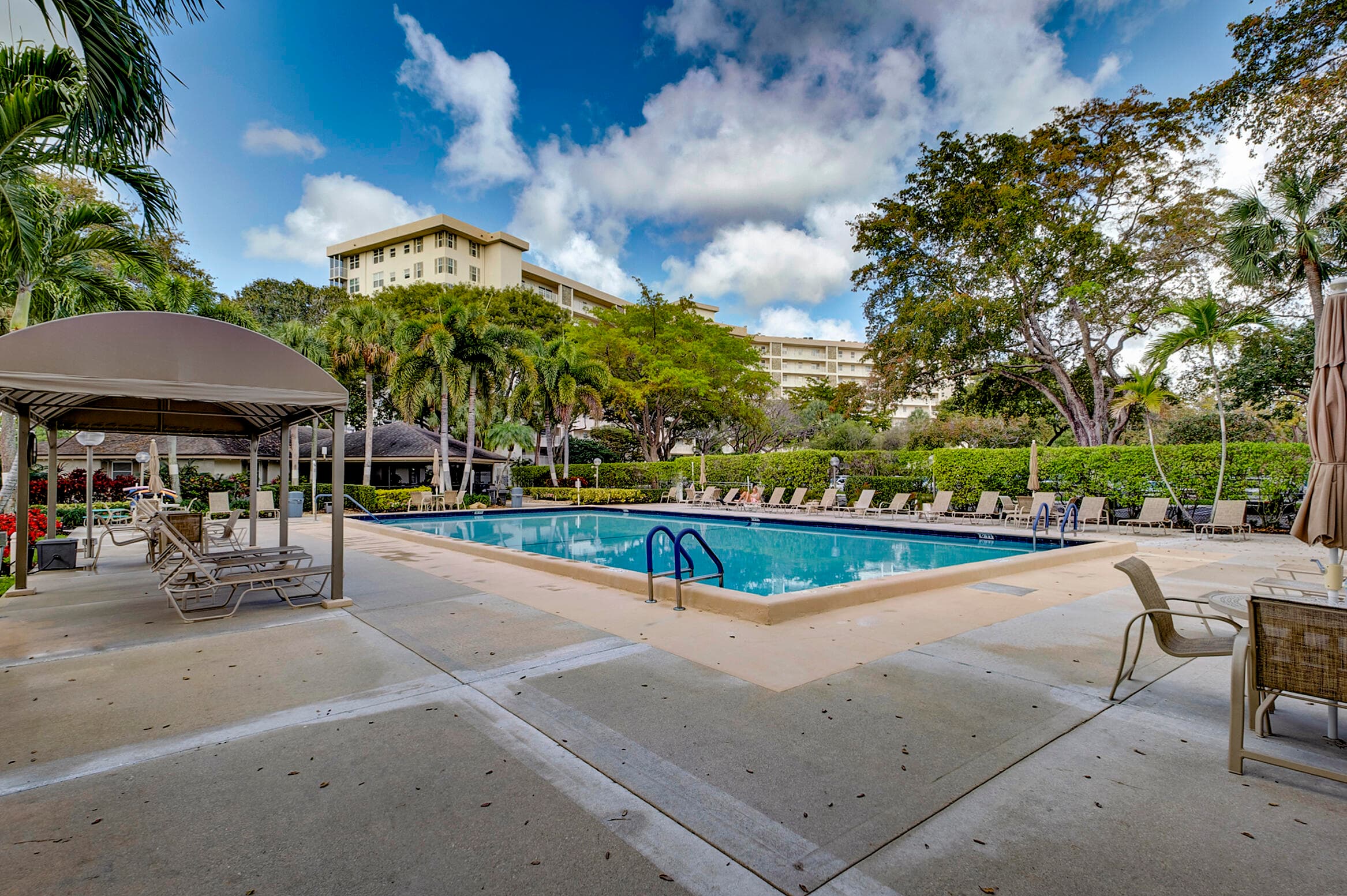 3520 Oaks Way 510, Pompano Beach, FL 33069 — photo 26 of 36