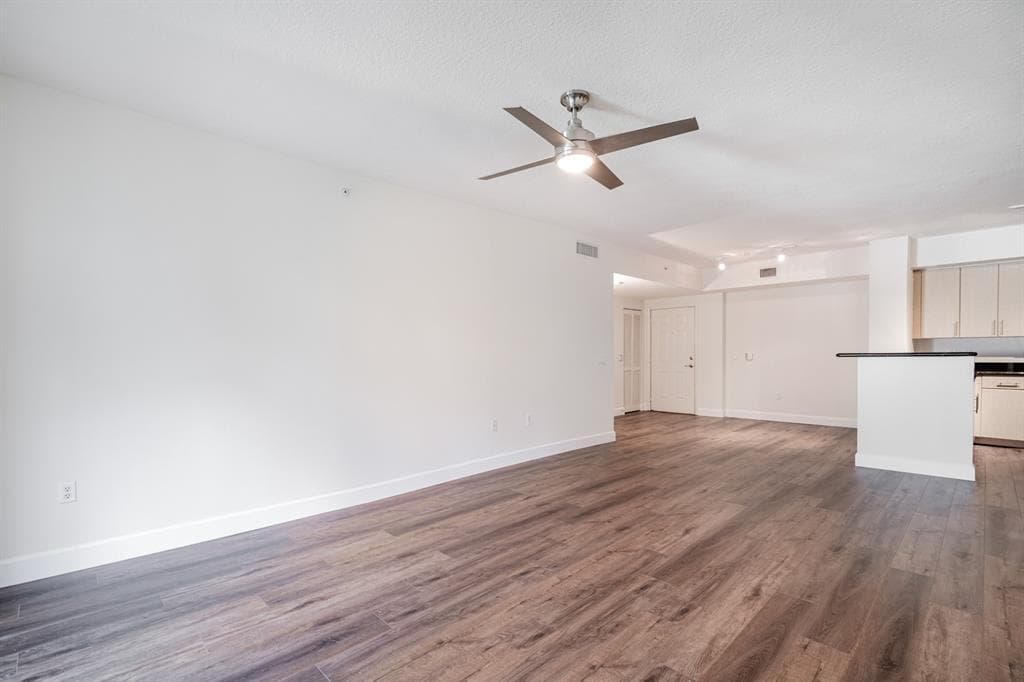 2421 NE 65th Street 309, Fort Lauderdale, FL 33308 — photo 6 of 42