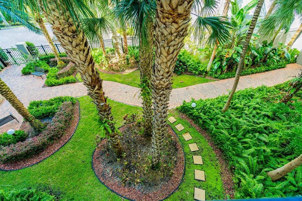 2421 NE 65th Street 309, Fort Lauderdale, FL 33308 — photo 24 of 42