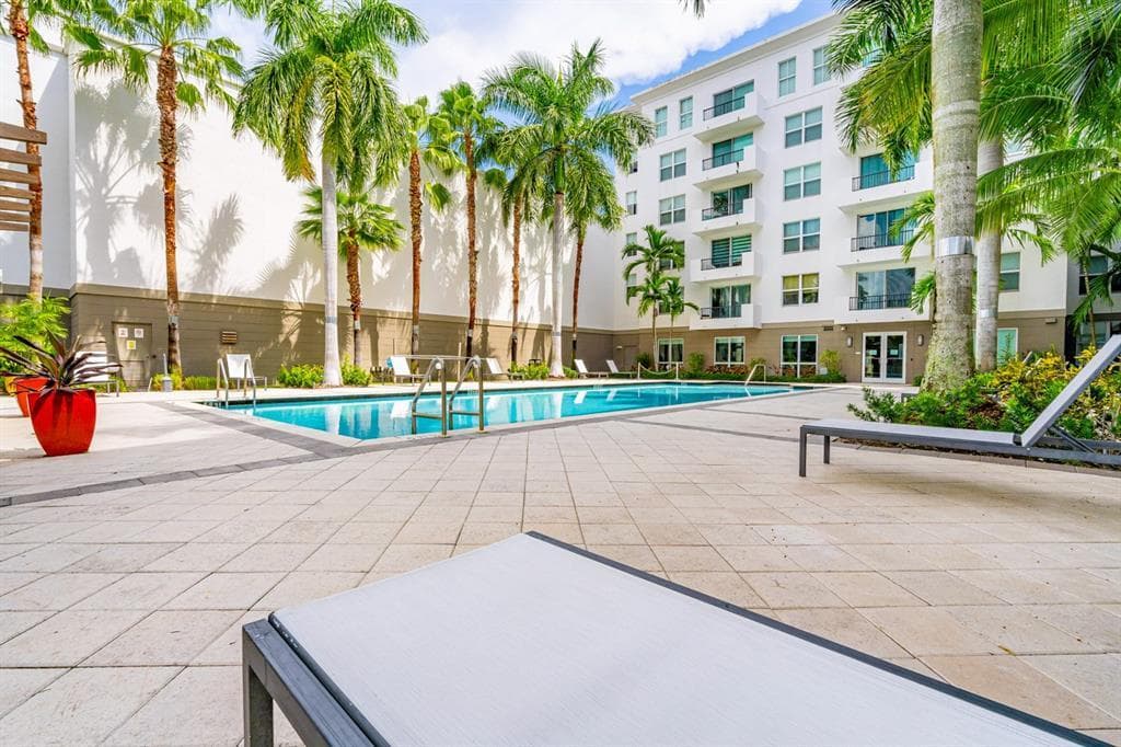 2421 NE 65th Street 309, Fort Lauderdale, FL 33308 — photo 29 of 42