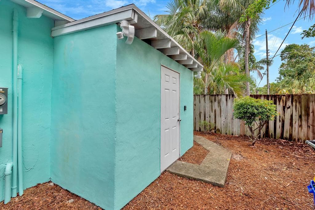 802 N J Street, Lake Worth Beach, FL 33460 — photo 44 of 62