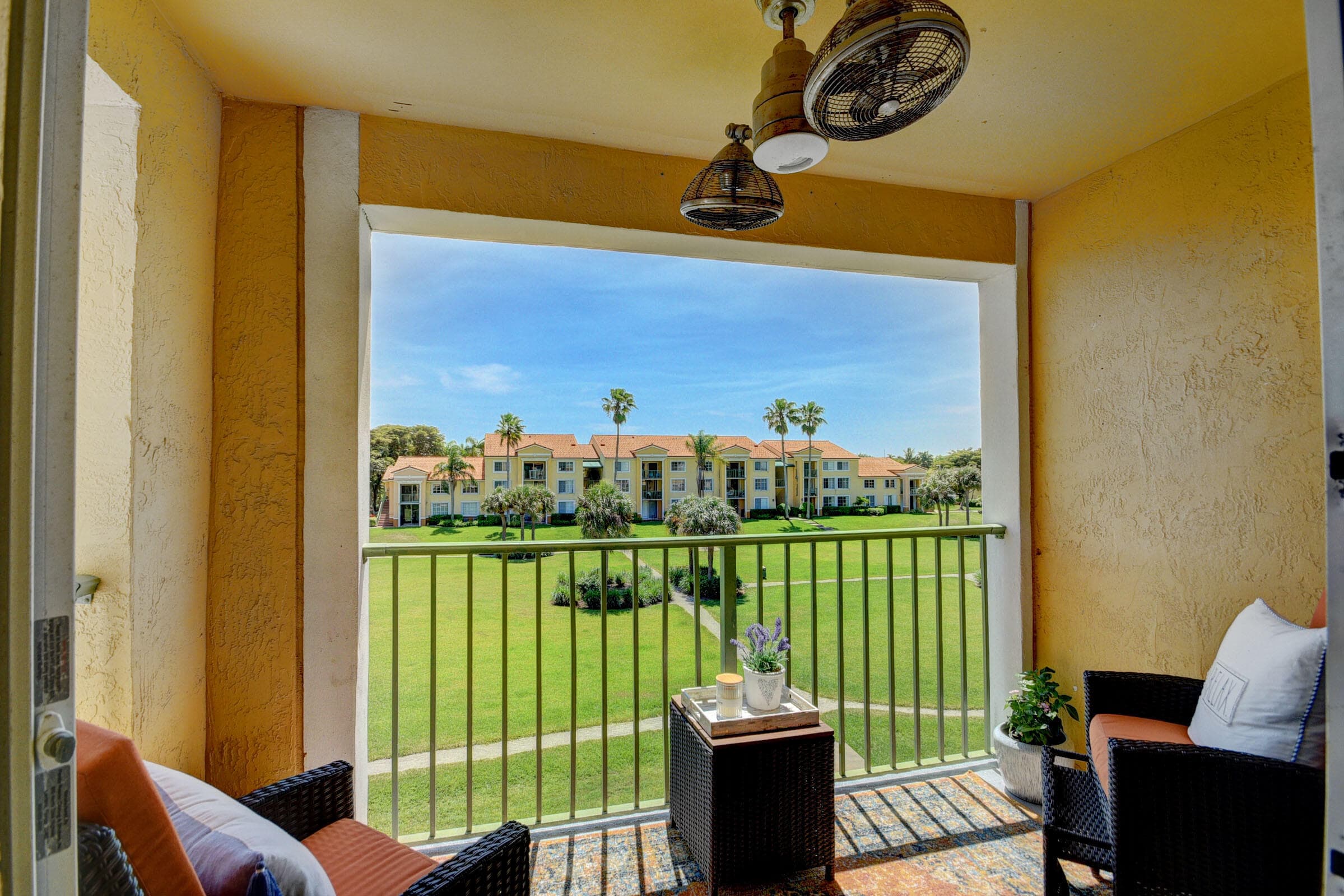 145 Yacht Club Way 304, Hypoluxo, FL 33462 — photo 31 of 49