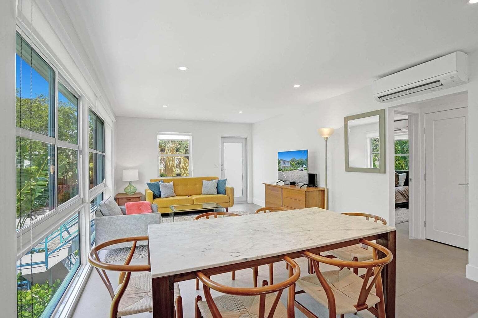 625 NE 13th Avenue 03, Fort Lauderdale, FL 33304 — photo 11 of 31