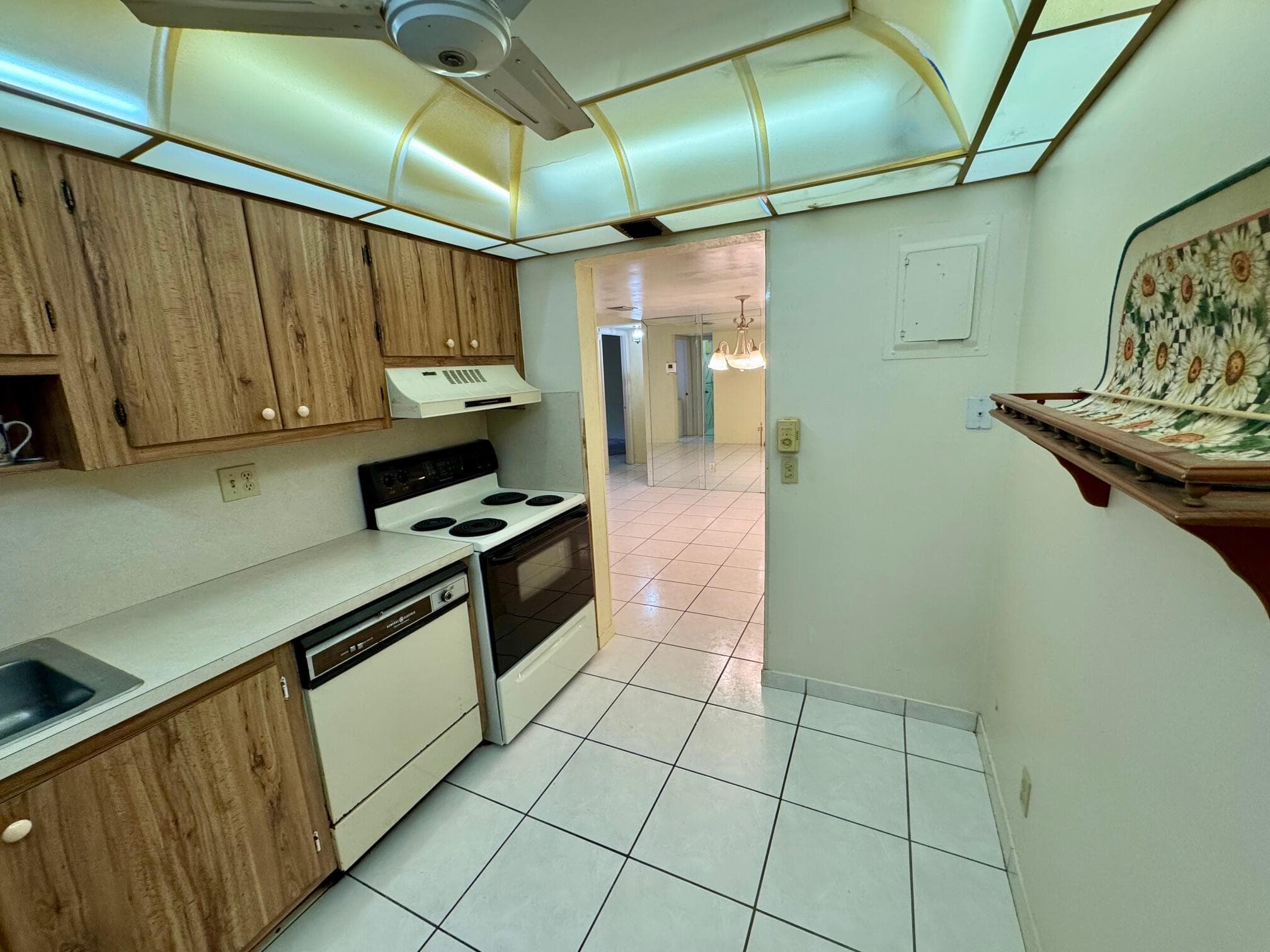 8050 W Mcnab Road 320, Tamarac, FL 33321 — photo 3 of 24