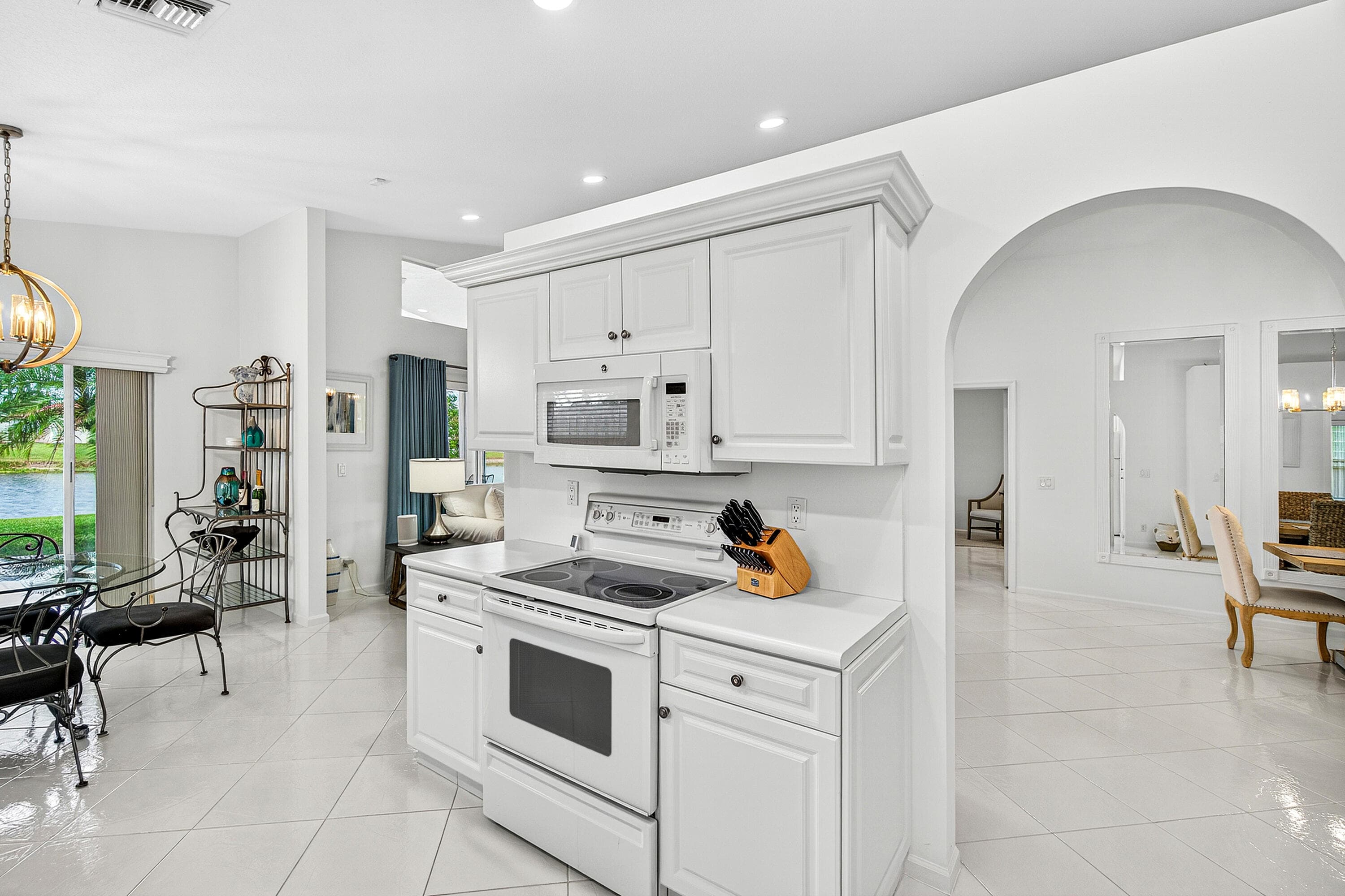 6594 Sun River Road, Boynton Beach, FL 33437 — photo 13 of 37