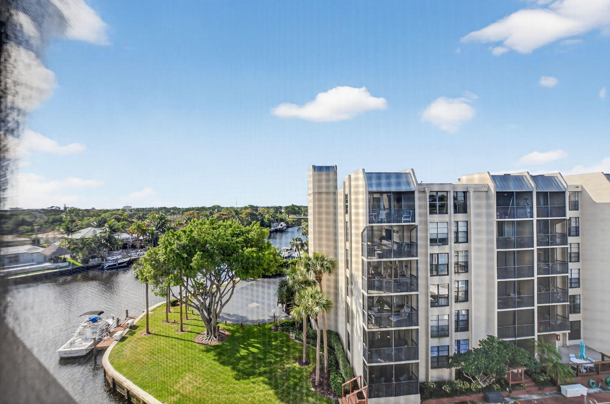 20 Royal Palm Way 602, Boca Raton, FL 33432 — photo 30 of 56