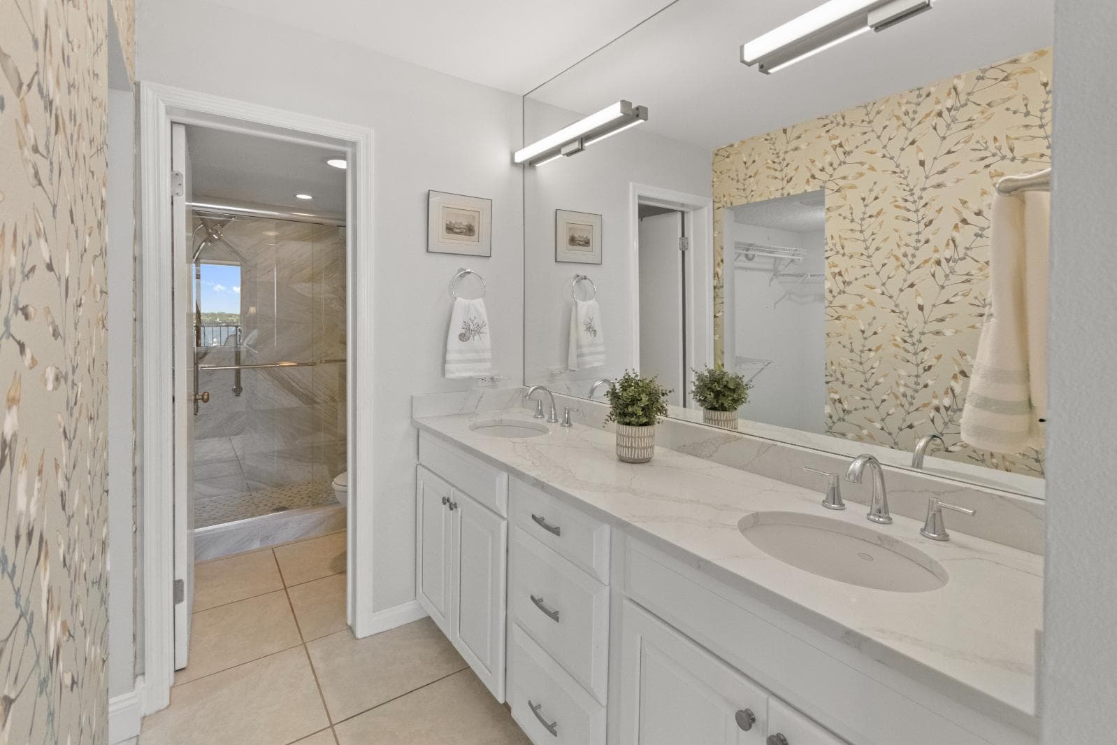 136 Lakeshore Drive 711, North Palm Beach, FL 33408 — photo 19 of 41