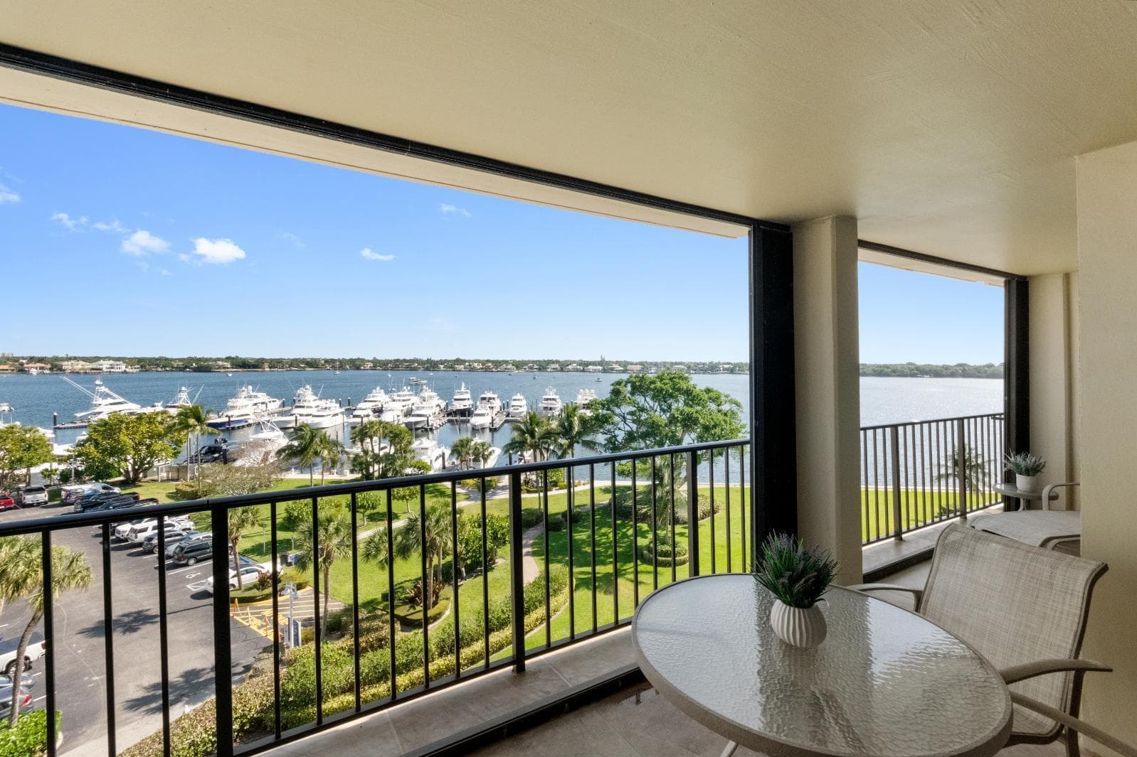 136 Lakeshore Drive 711, North Palm Beach, FL 33408 — photo 24 of 41