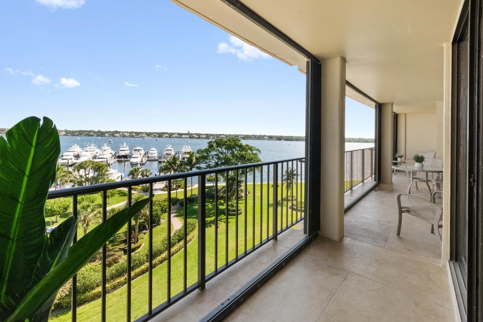 136 Lakeshore Drive 711, North Palm Beach, FL 33408 — photo 18 of 41