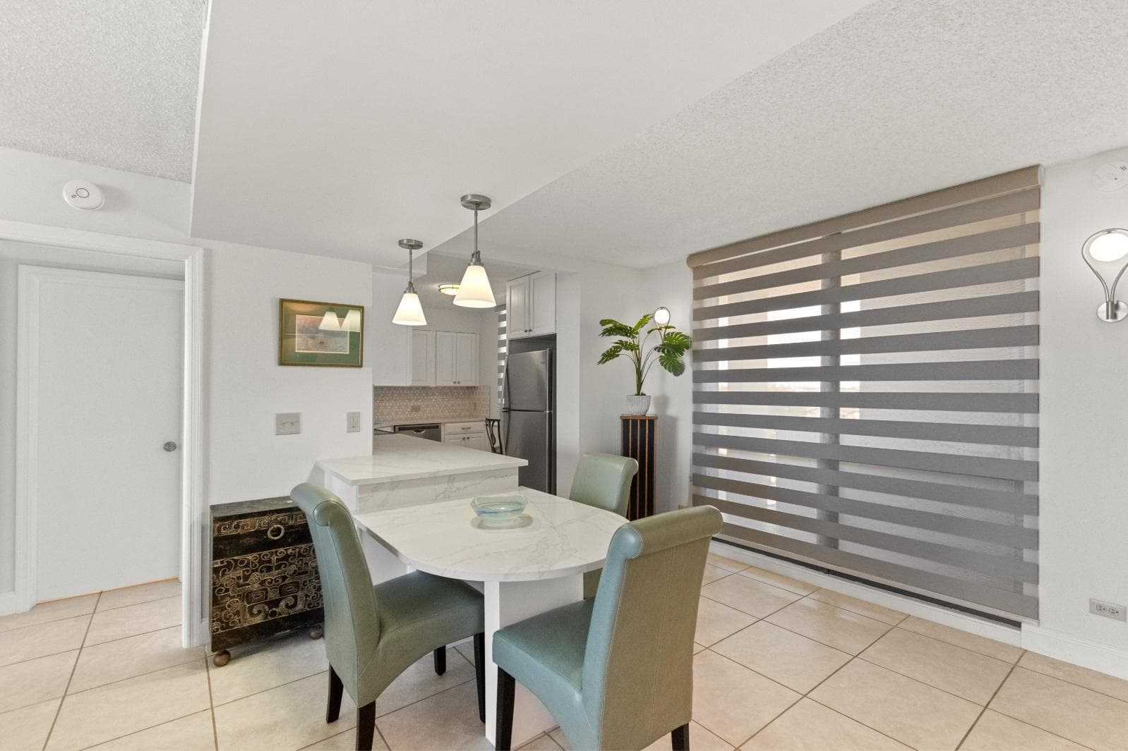 136 Lakeshore Drive 711, North Palm Beach, FL 33408 — photo 7 of 41