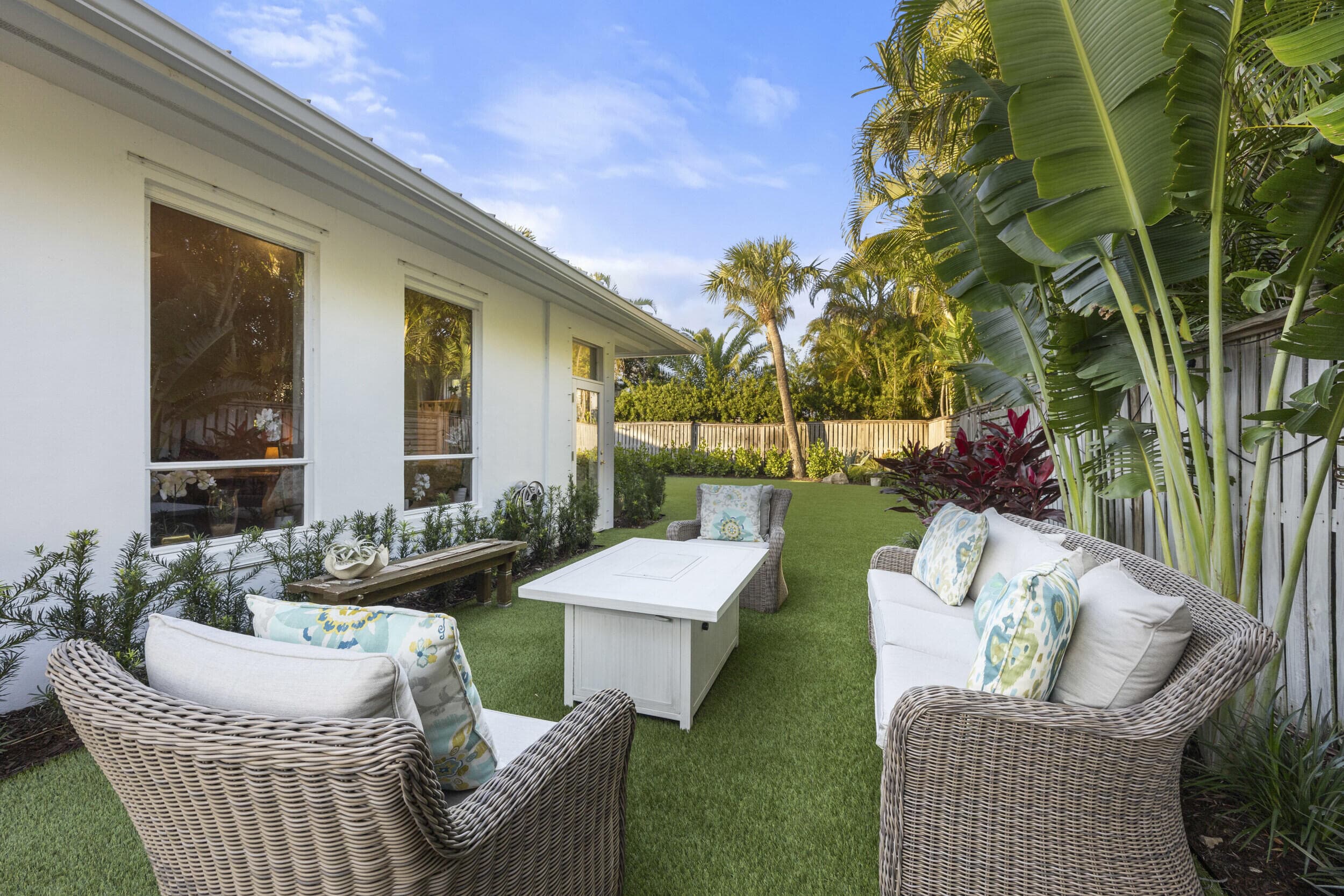122 Lighthouse Drive, Jupiter Inlet Colony, FL 33469 — photo 49 of 84