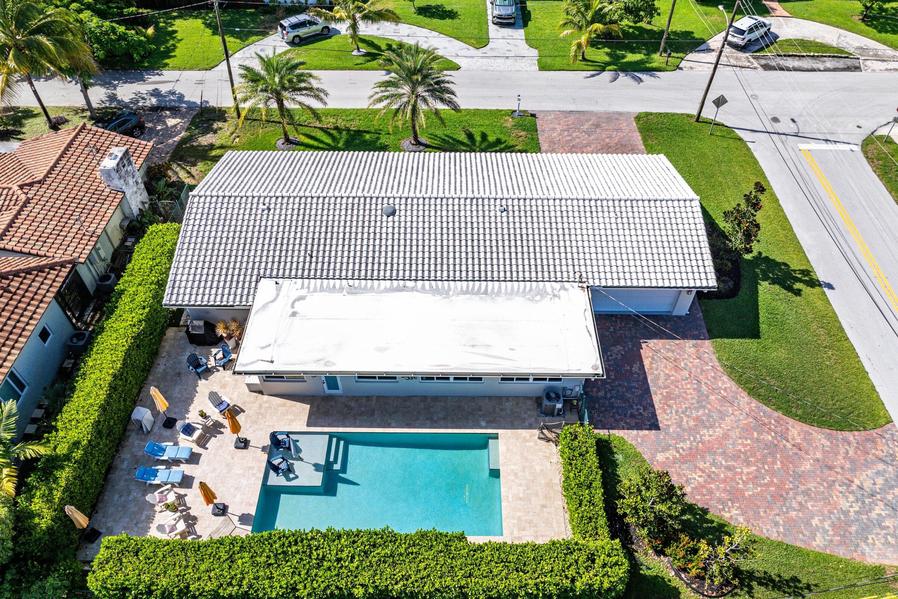 865 NE 5th Street, Deerfield Beach, FL 33441 — photo 33 of 47