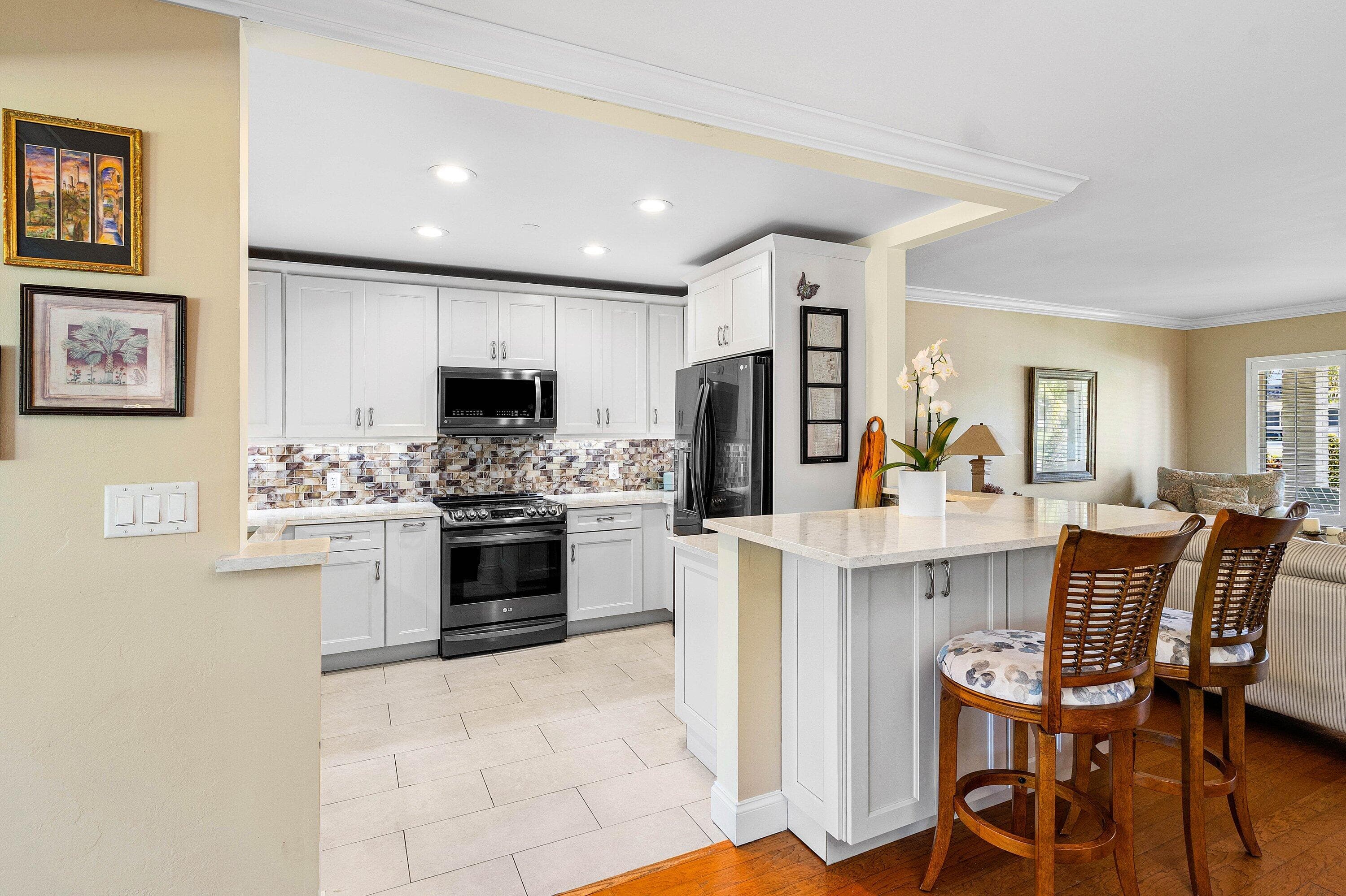865 NE 5th Street, Deerfield Beach, FL 33441 — photo 13 of 47