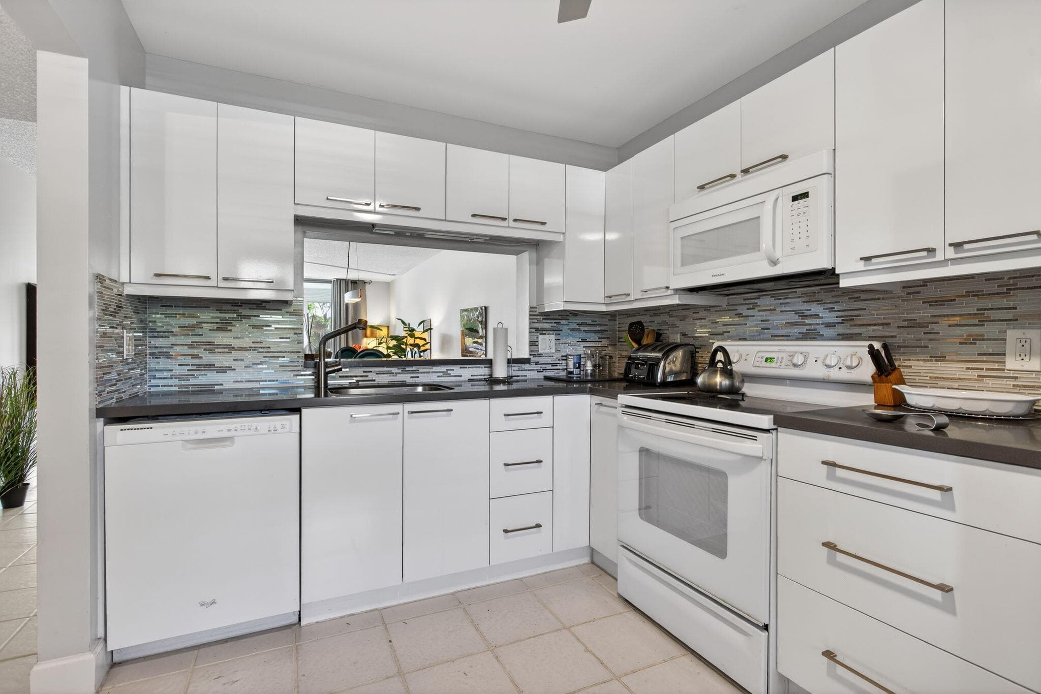 3485 Environ Boulevard C107, Lauderhill, FL 33319 — photo 15 of 32