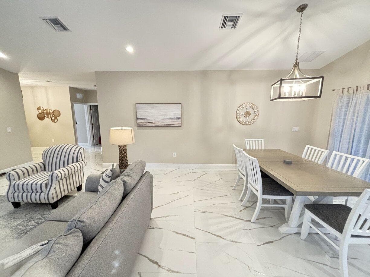 1330 28th Avenue, Vero Beach, FL 32960 — photo 5 of 22