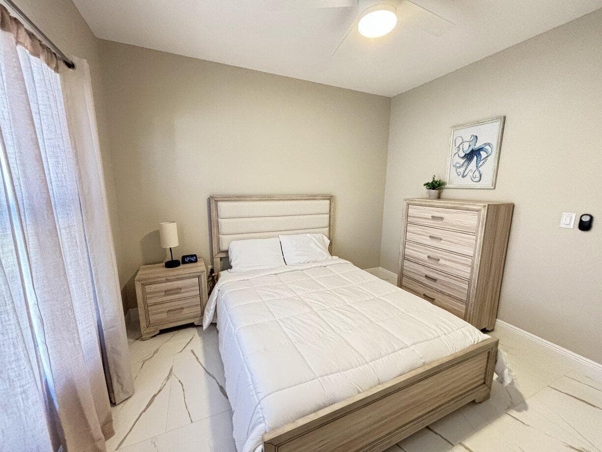 1330 28th Avenue, Vero Beach, FL 32960 — photo 10 of 22