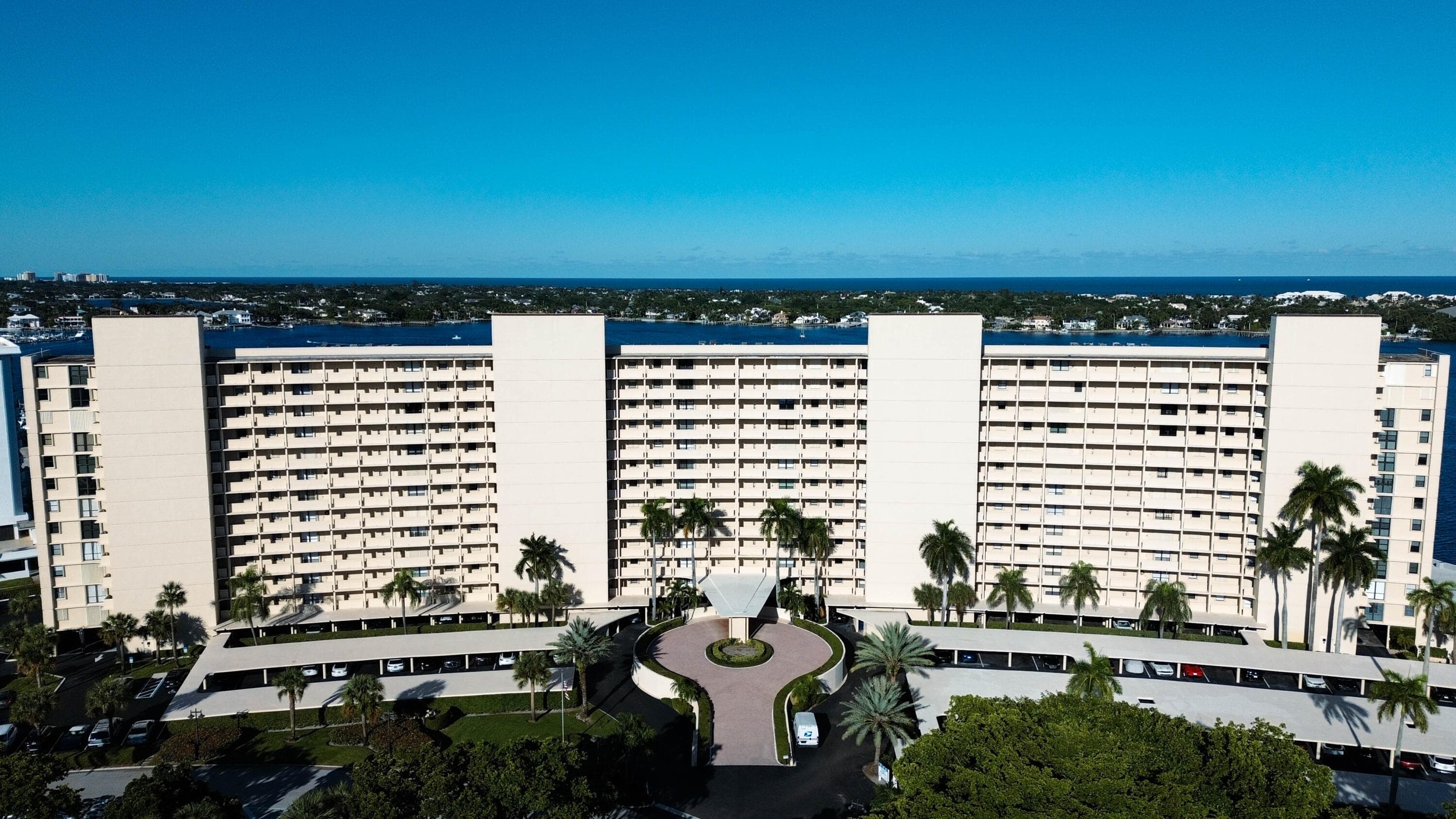 136 Lakeshore Drive 711, North Palm Beach, FL 33408 — photo 39 of 41