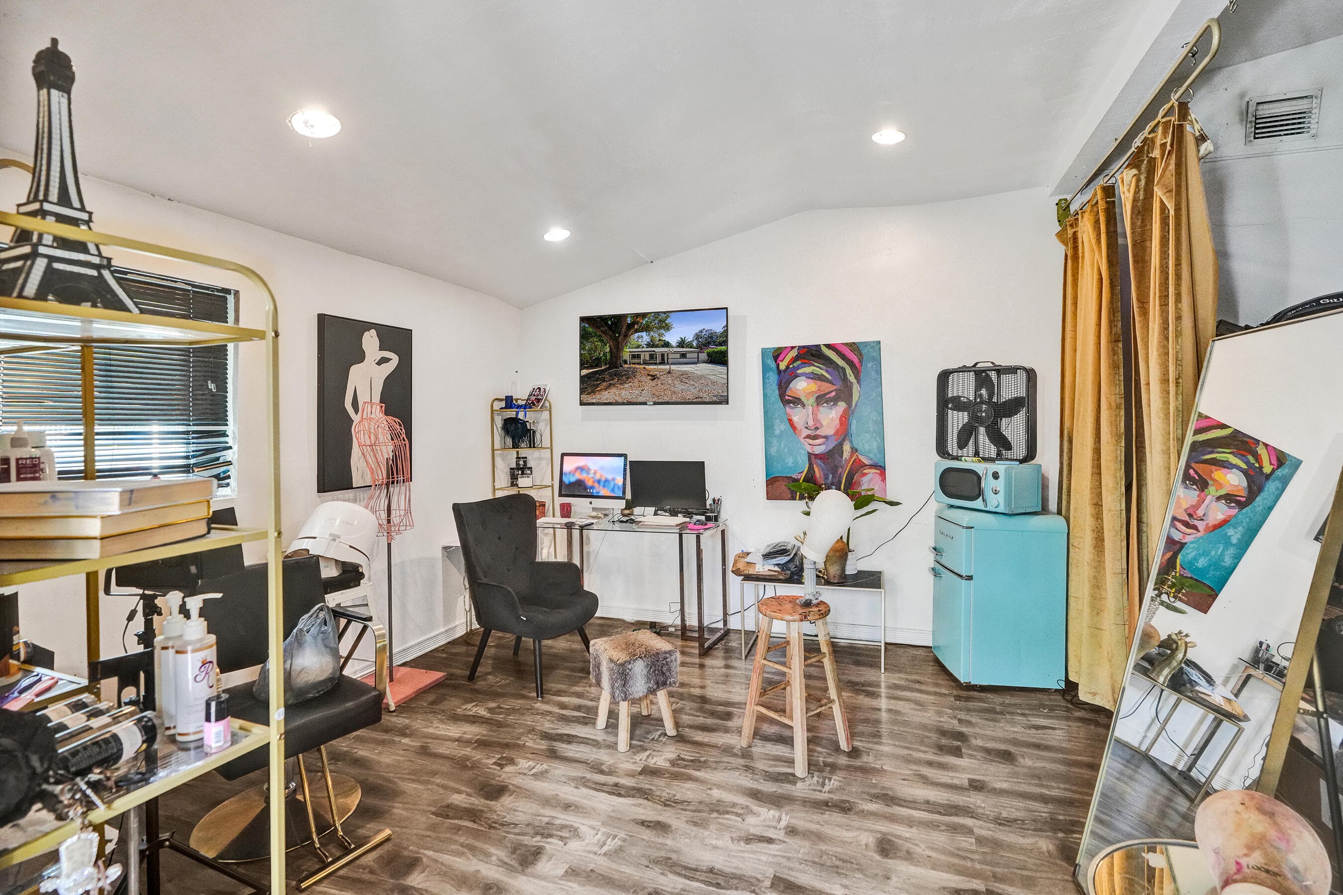 640 NE 160th Street, Miami, FL 33162 — photo 11 of 27