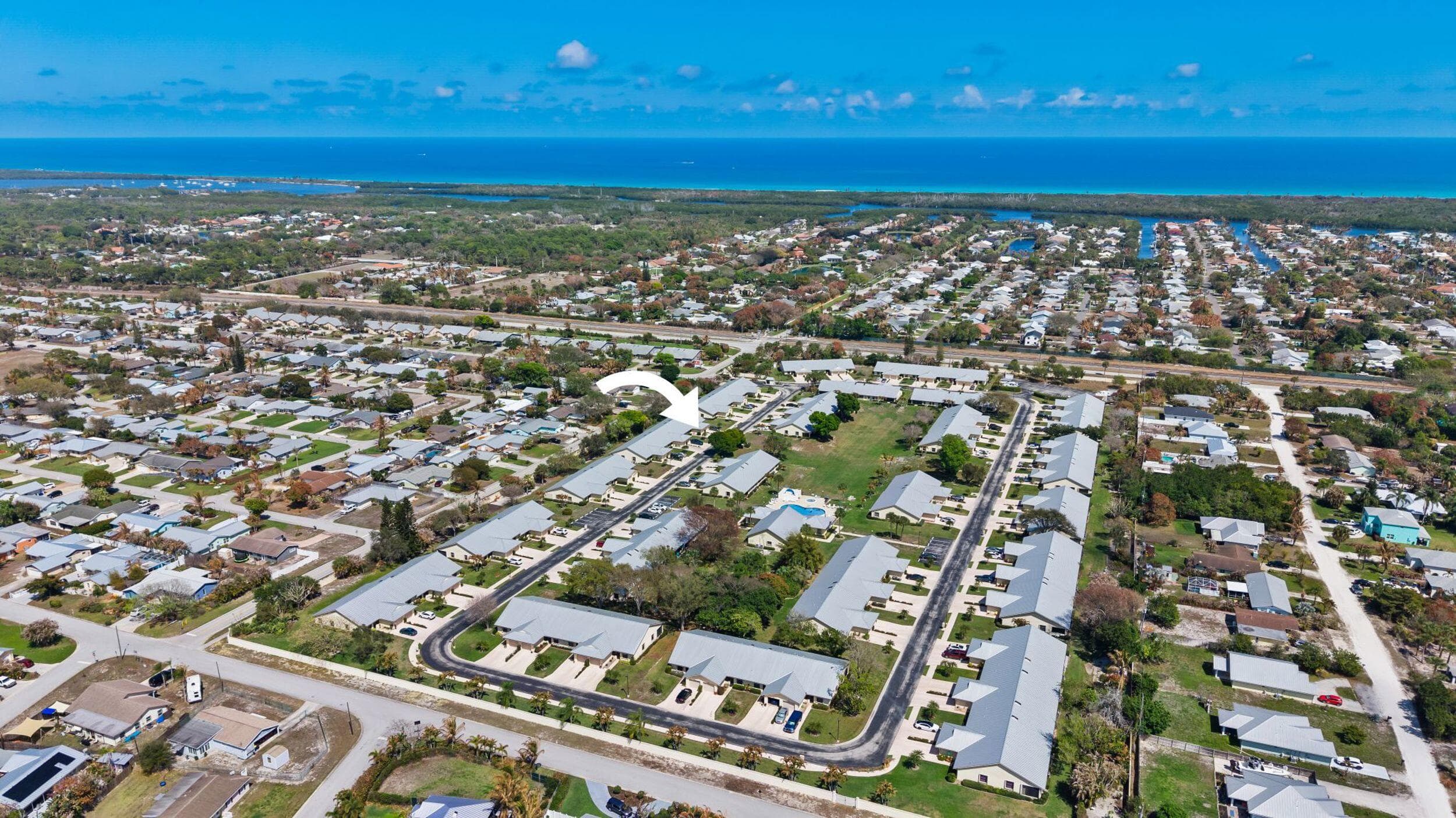 7873 SE Sugar Sand Circle, Hobe Sound, FL 33455 — photo 4 of 35