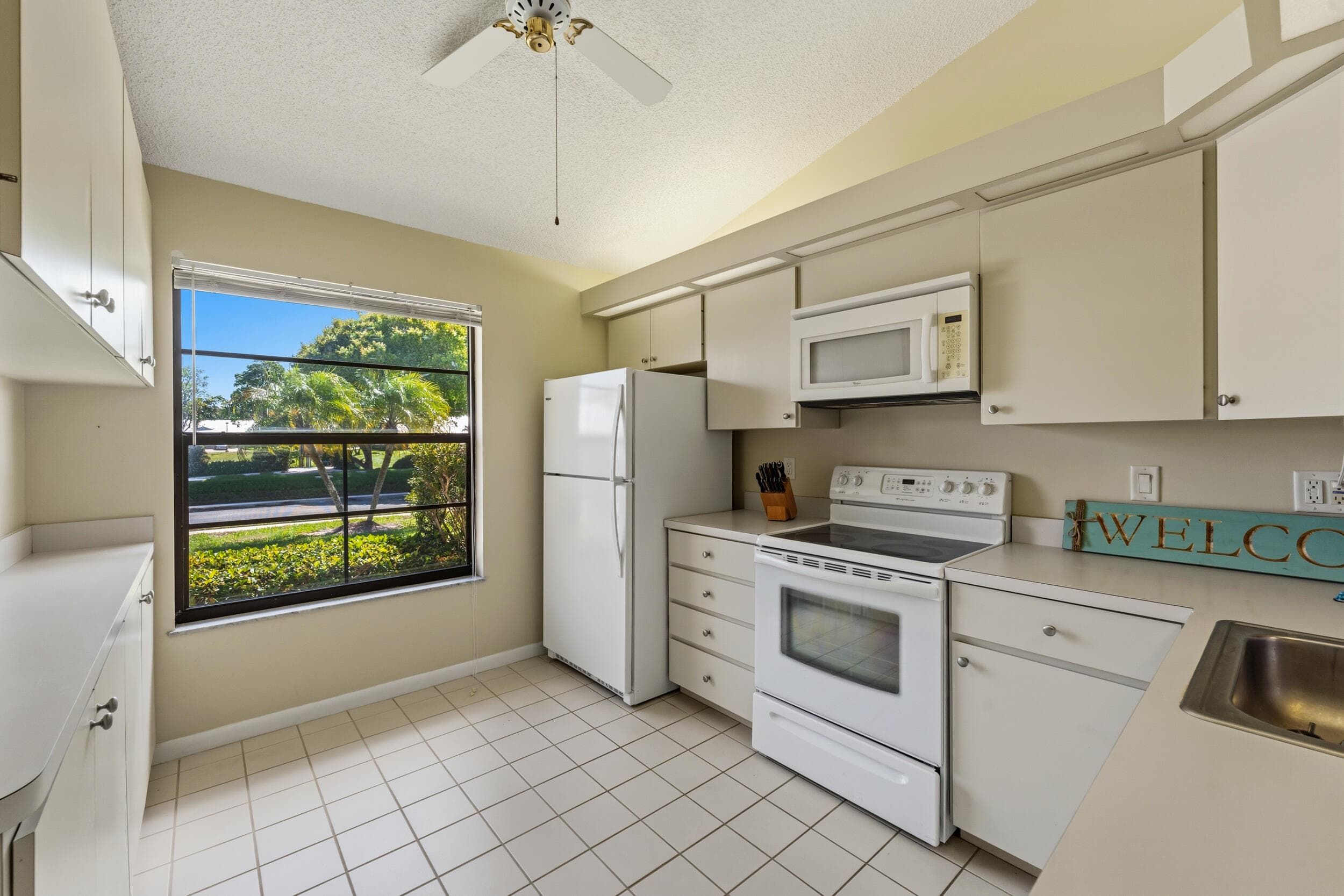 7873 SE Sugar Sand Circle, Hobe Sound, FL 33455 — photo 11 of 35