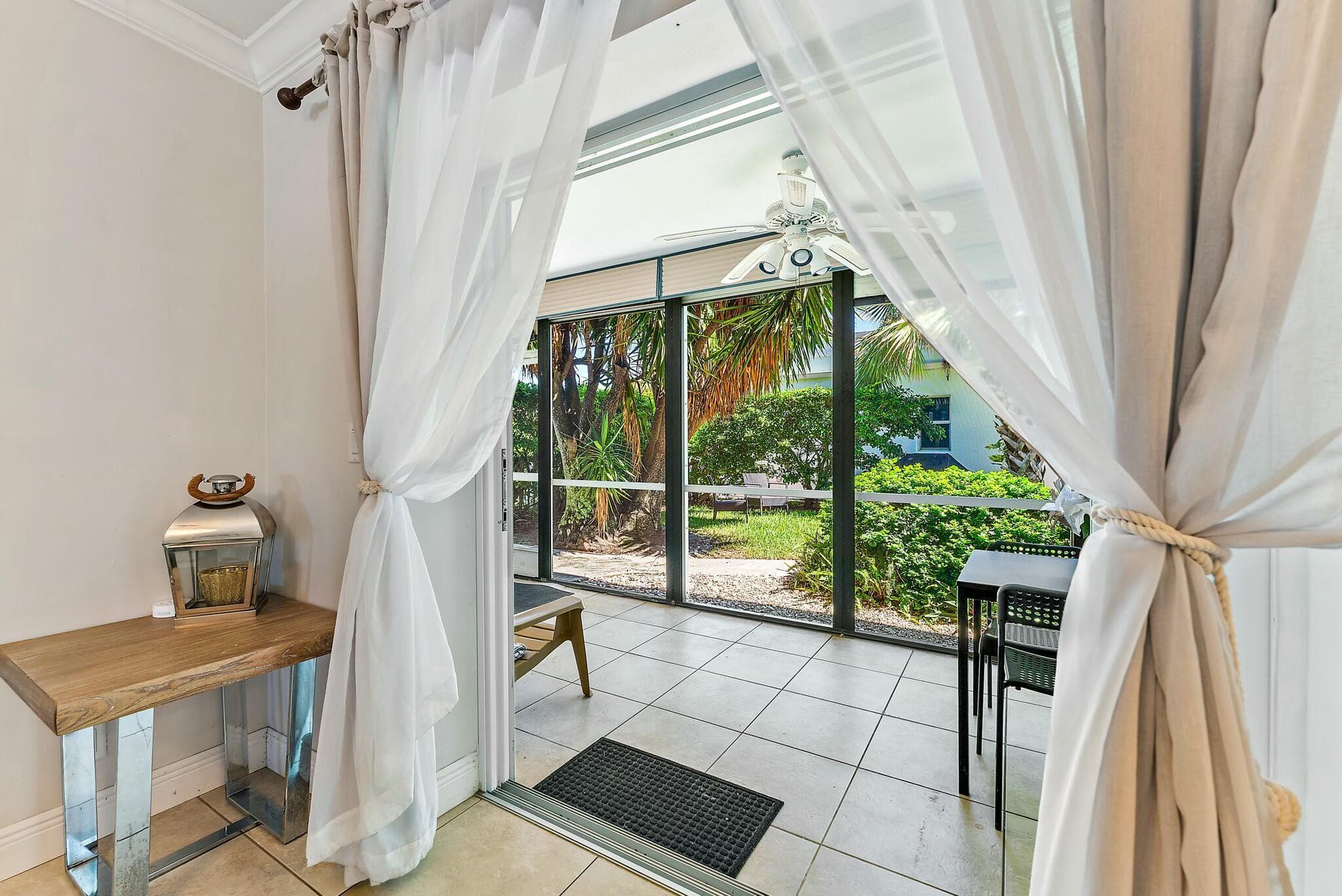 3036 Park Avenue, Riviera Beach, FL 33404 — photo 11 of 22