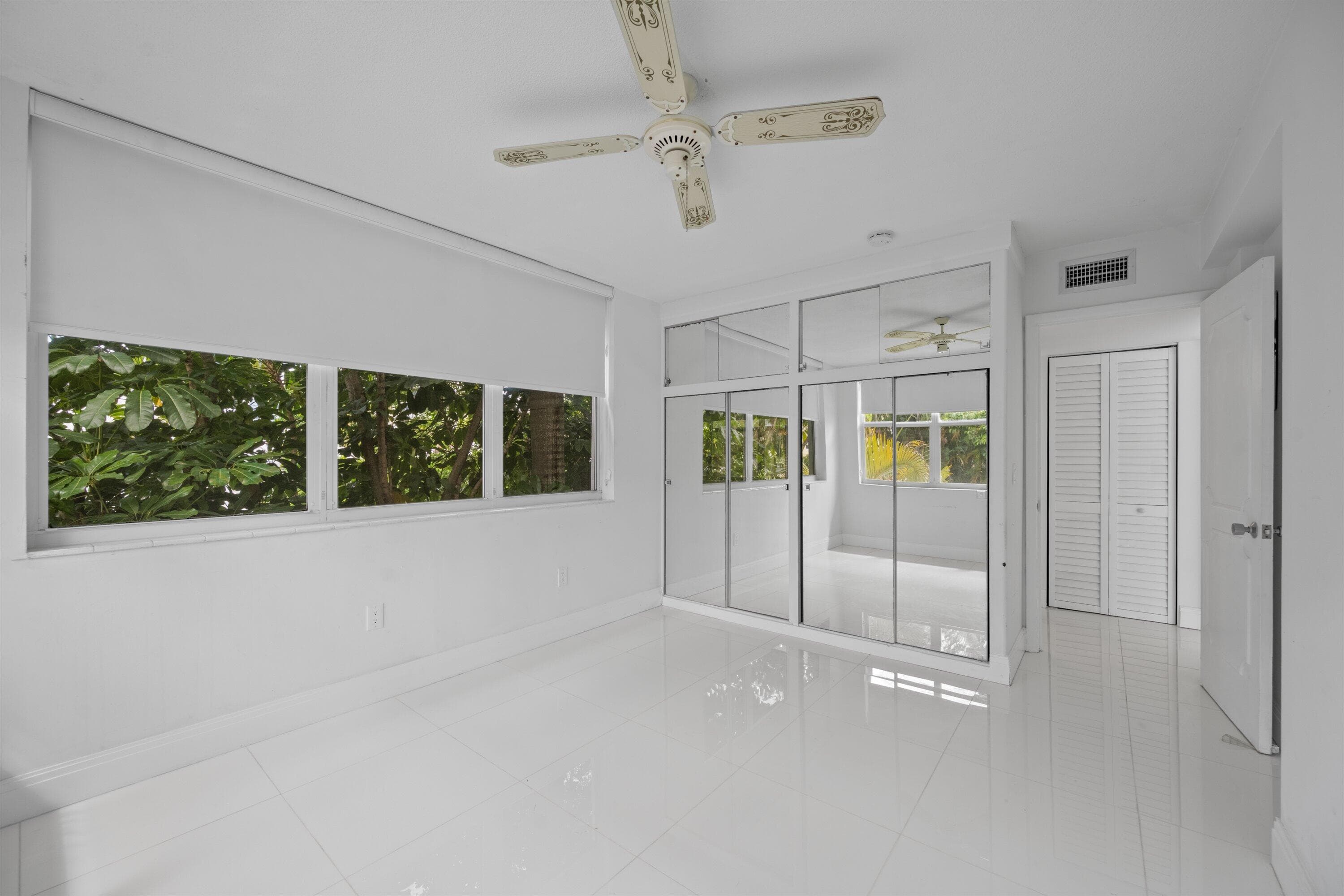 401 Peruvian Avenue 2010, Palm Beach, FL 33480 — photo 9 of 39