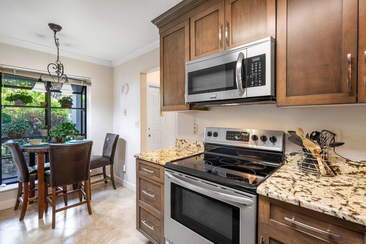 5020 Golfview Court 1415, Delray Beach, FL 33484 — photo 5 of 51