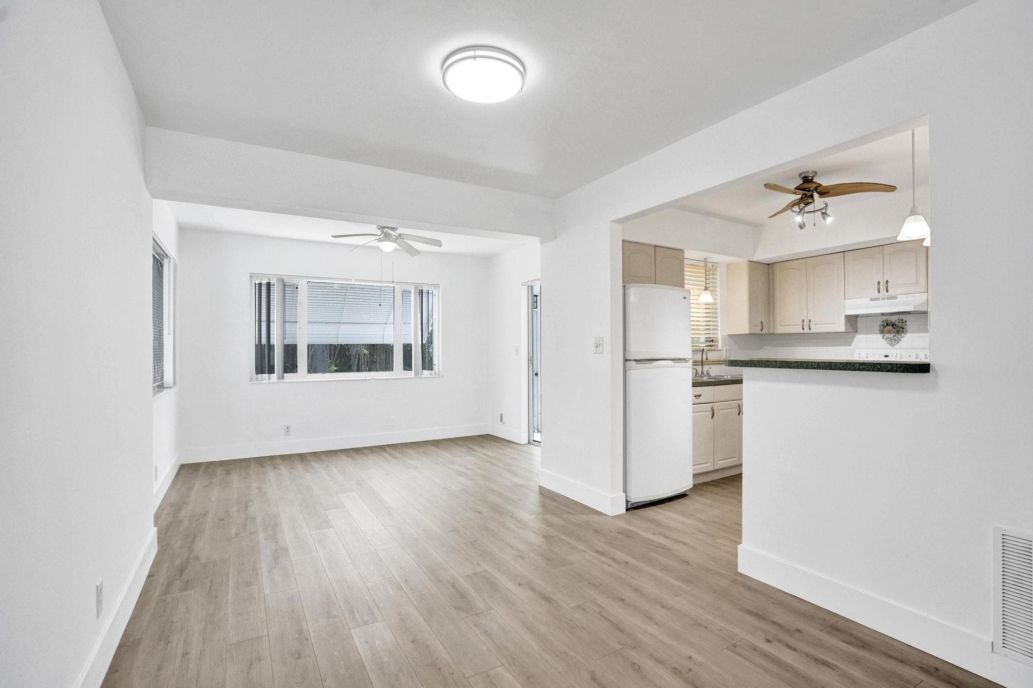 1506 Cleveland Street, Hollywood, FL 33020 — photo 3 of 30