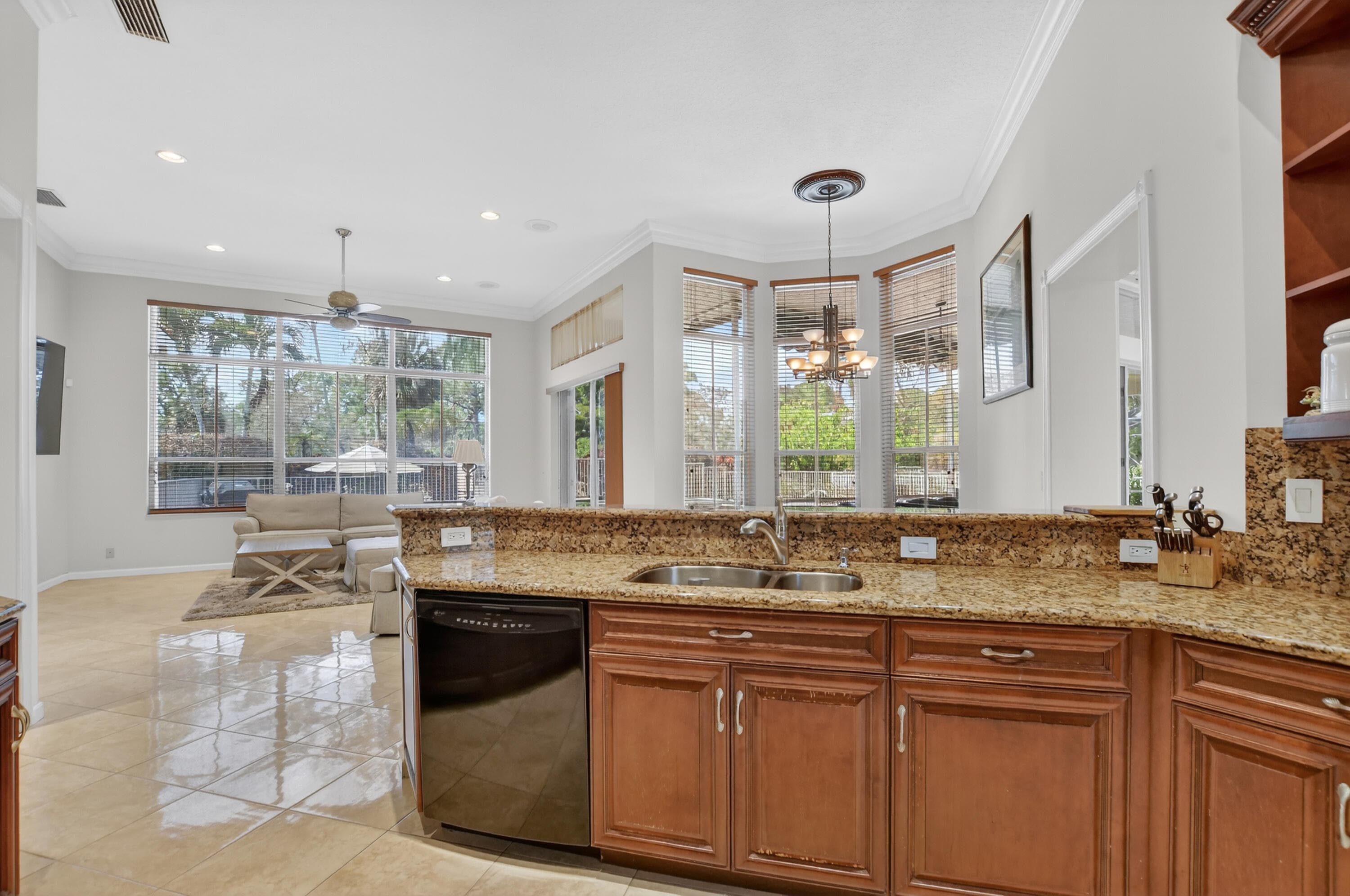 893 Forest Glen Lane, Wellington, FL 33414 — photo 14 of 45