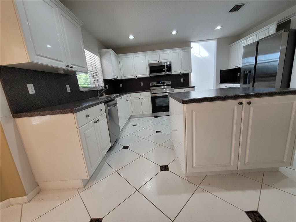 2281 SW 164th Avenue, Miramar, FL 33027 — photo 7 of 99