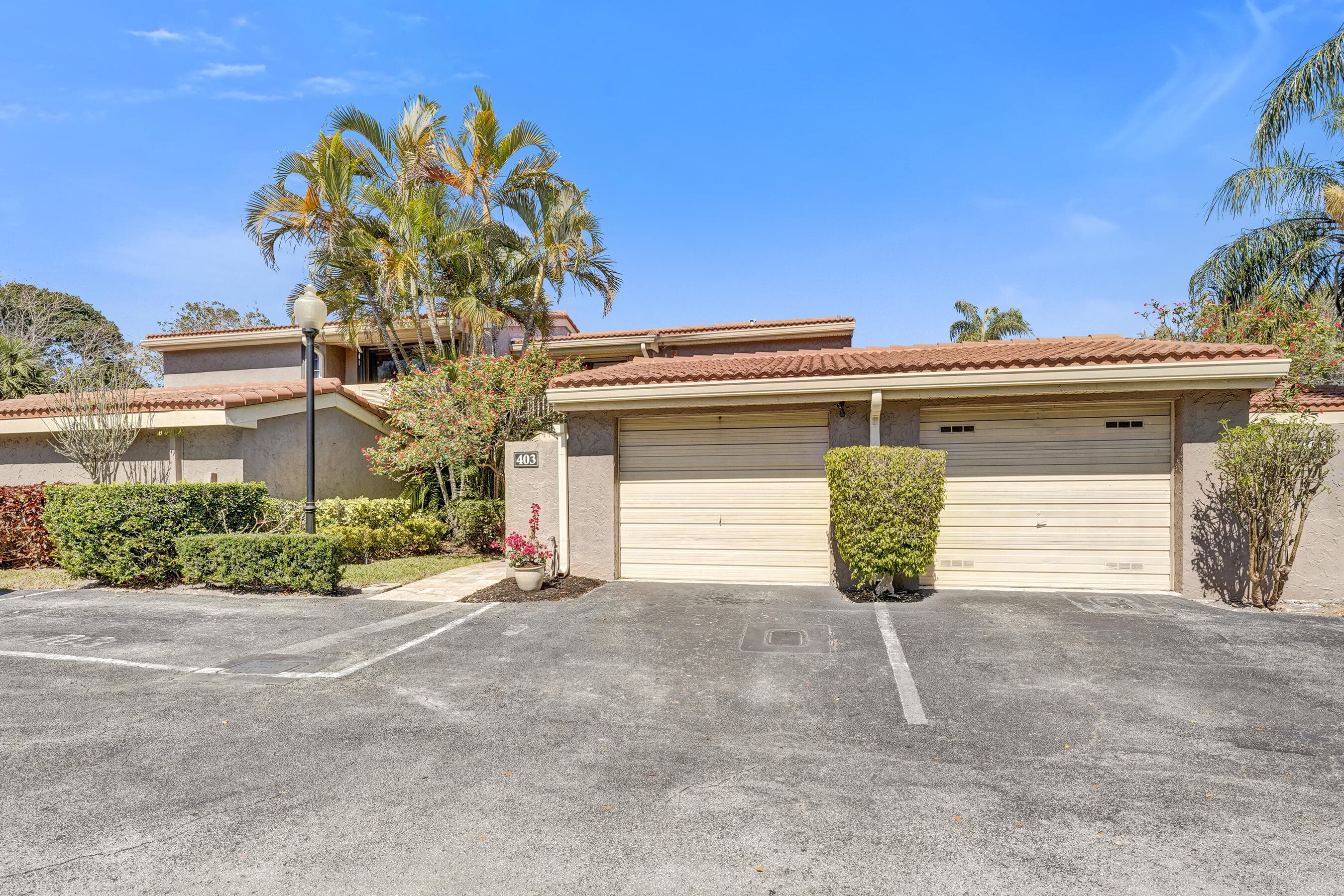 403 Dunwoody Lane 38, Hollywood, FL 33021 — photo 4 of 39