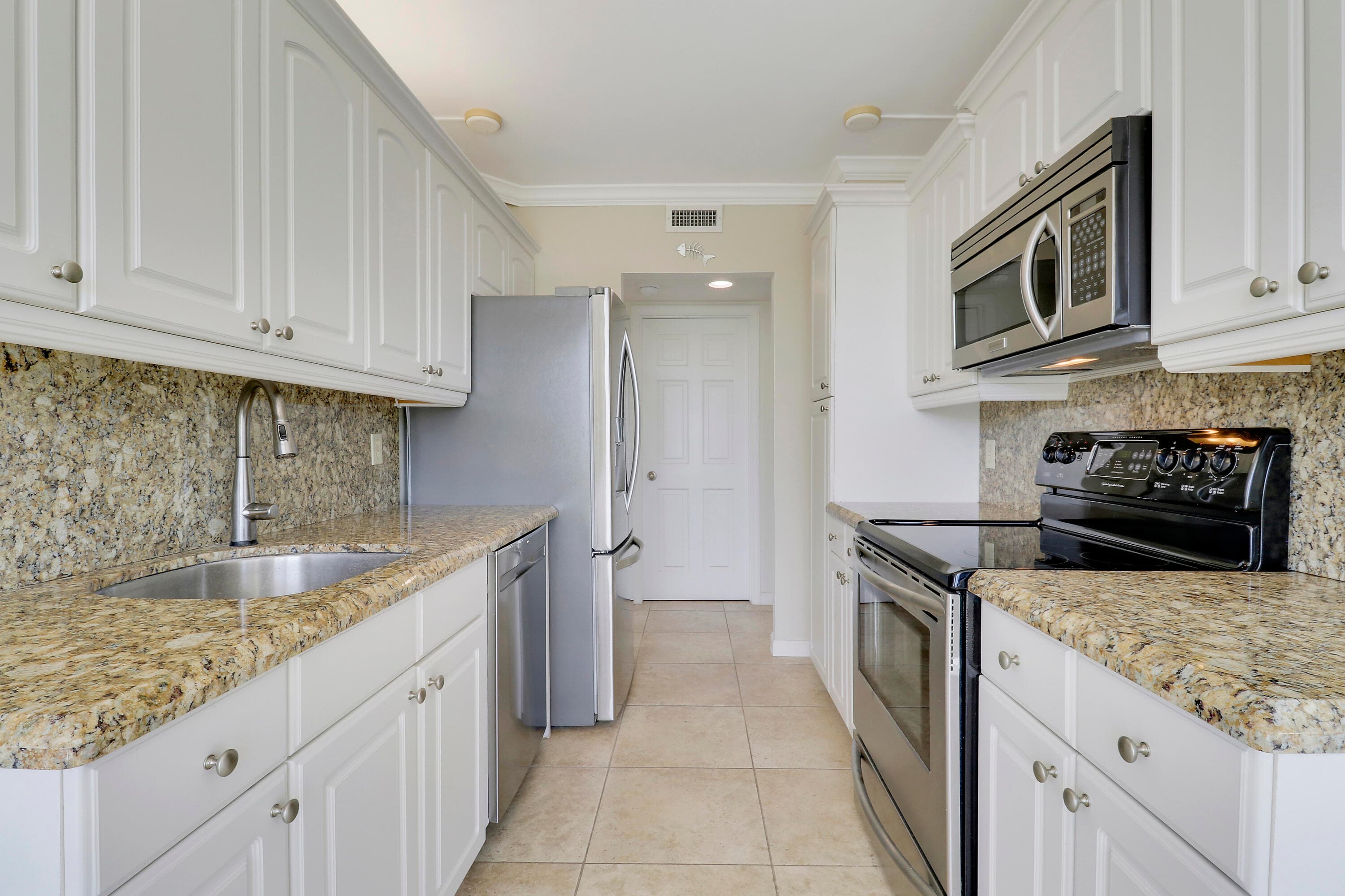 1801 S Flagler Drive 301, West Palm Beach, FL 33401 — photo 17 of 56
