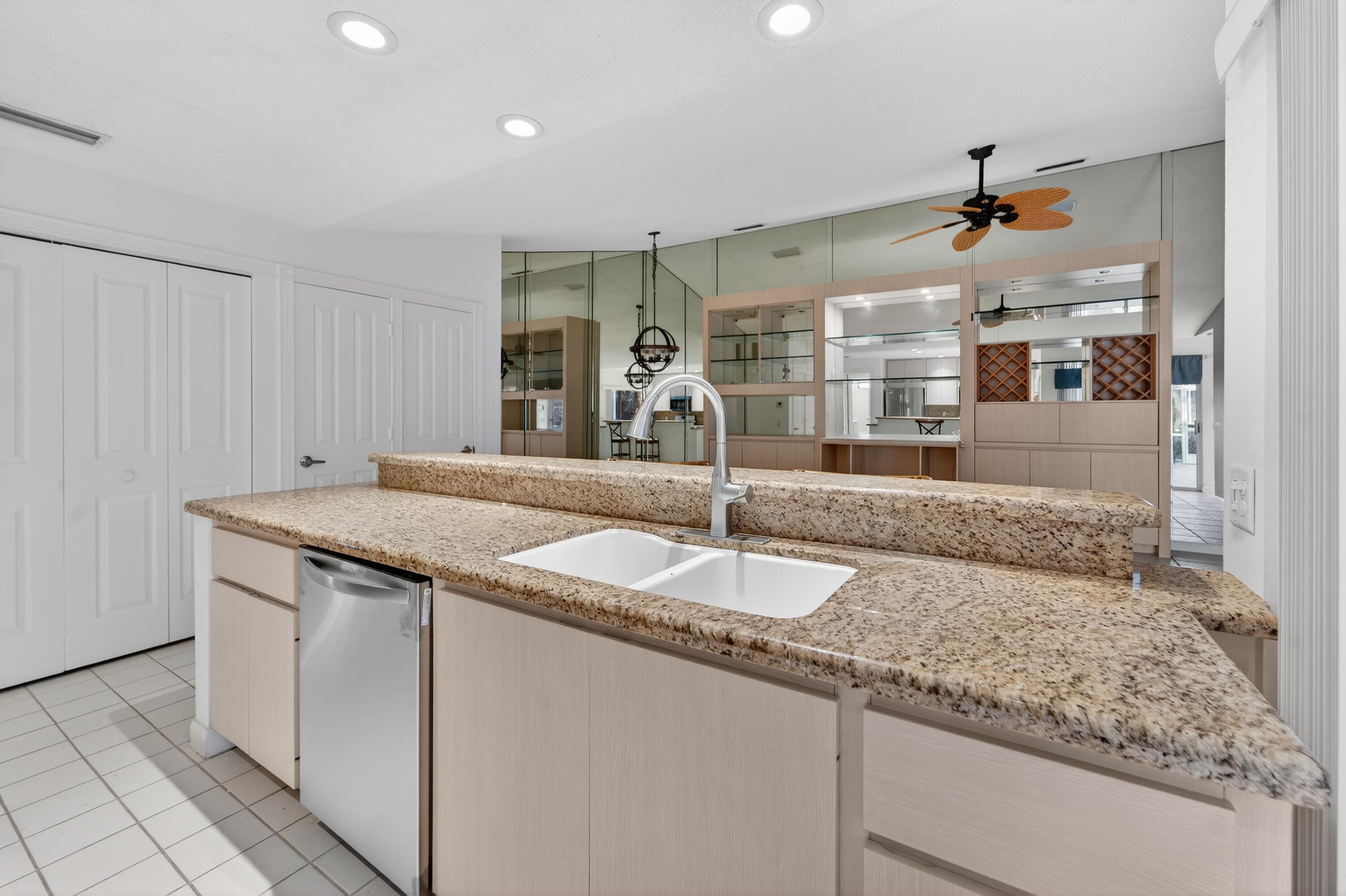 304 Sun Terrace Court, Palm Beach Gardens, FL 33403 — photo 15 of 33